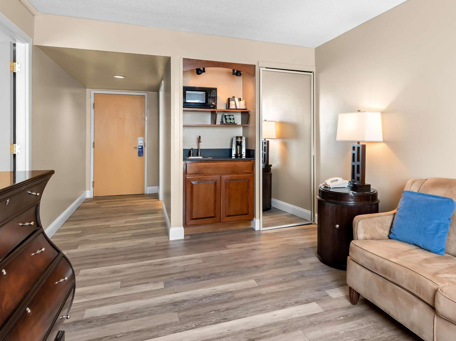 Best Western Potomac Mills photo 15