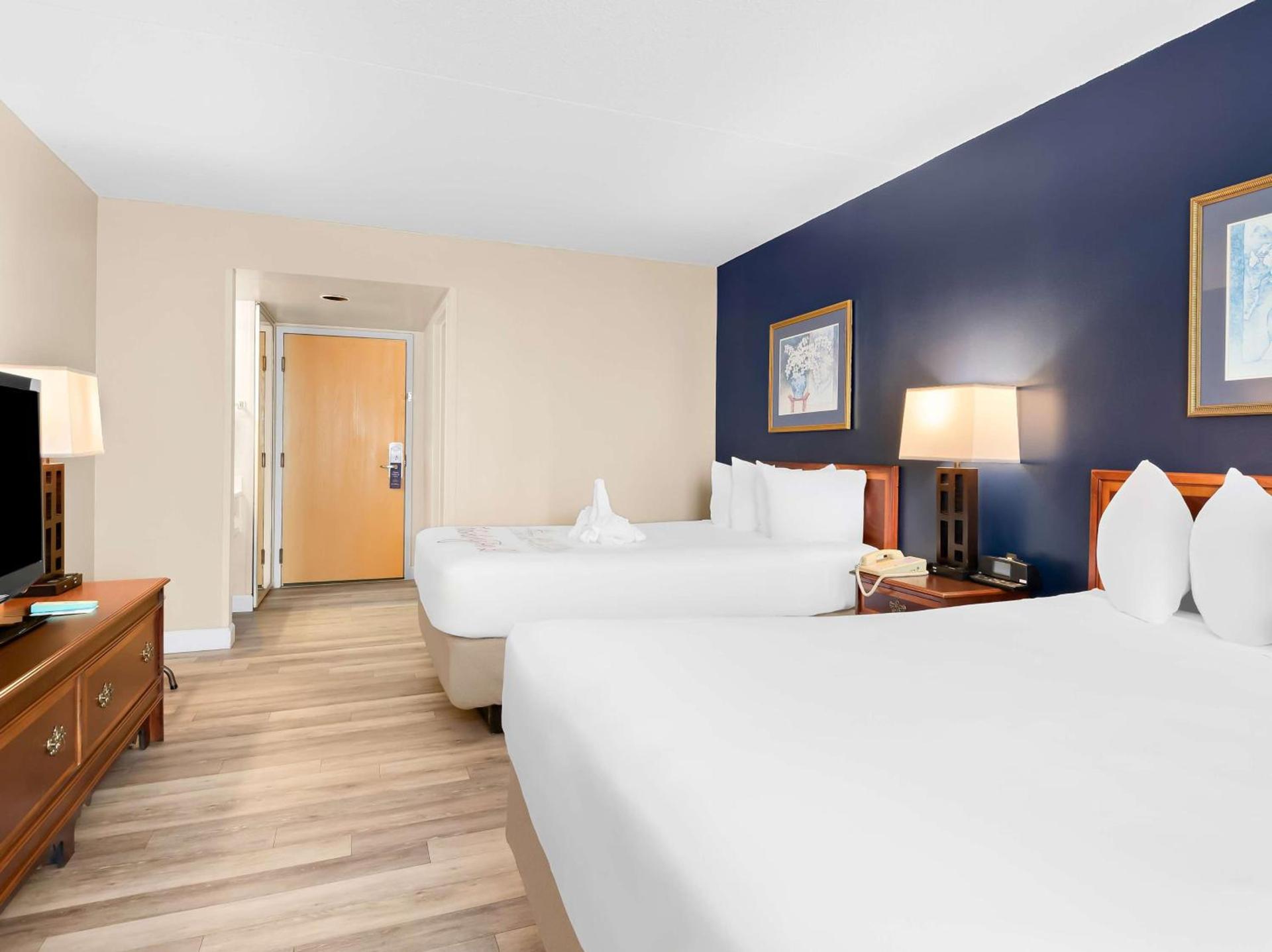 Best Western Potomac Mills photo 28