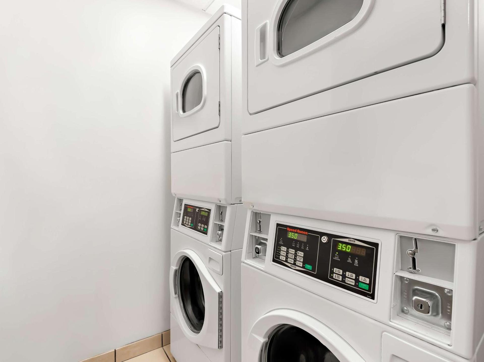 Best Western Potomac Mills photo 45