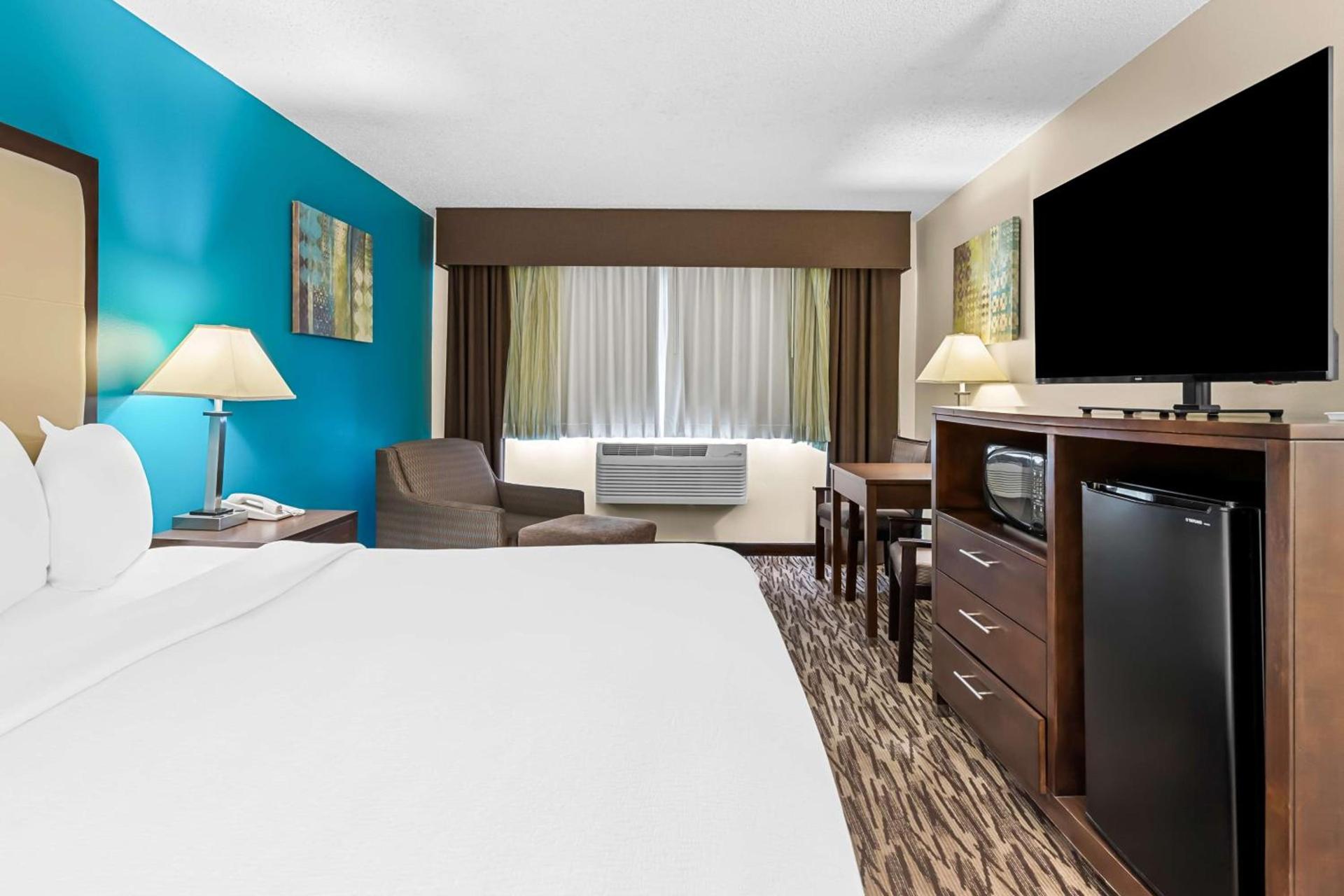Best Western Baraboo Inn photo 23