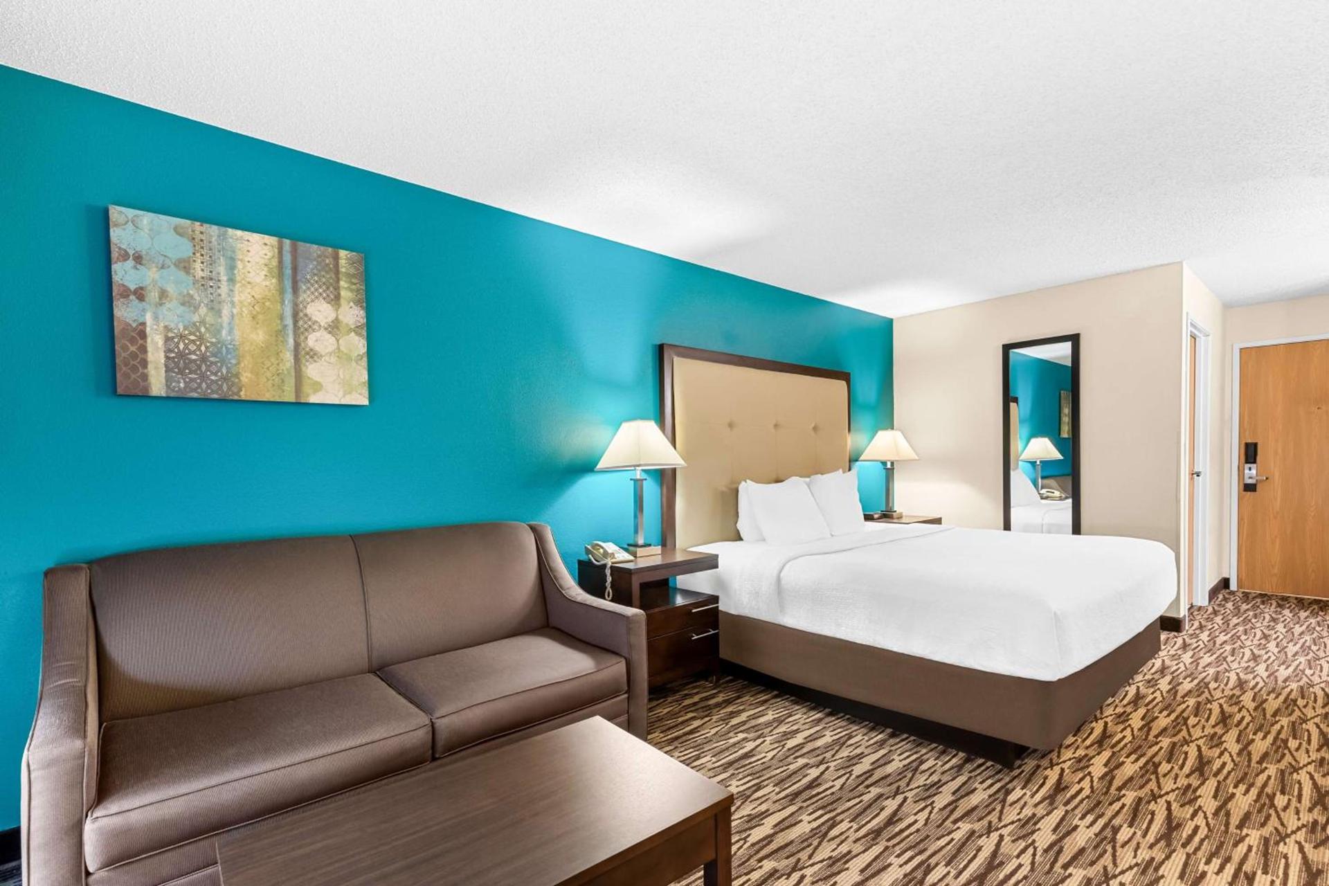 Best Western Baraboo Inn photo 27