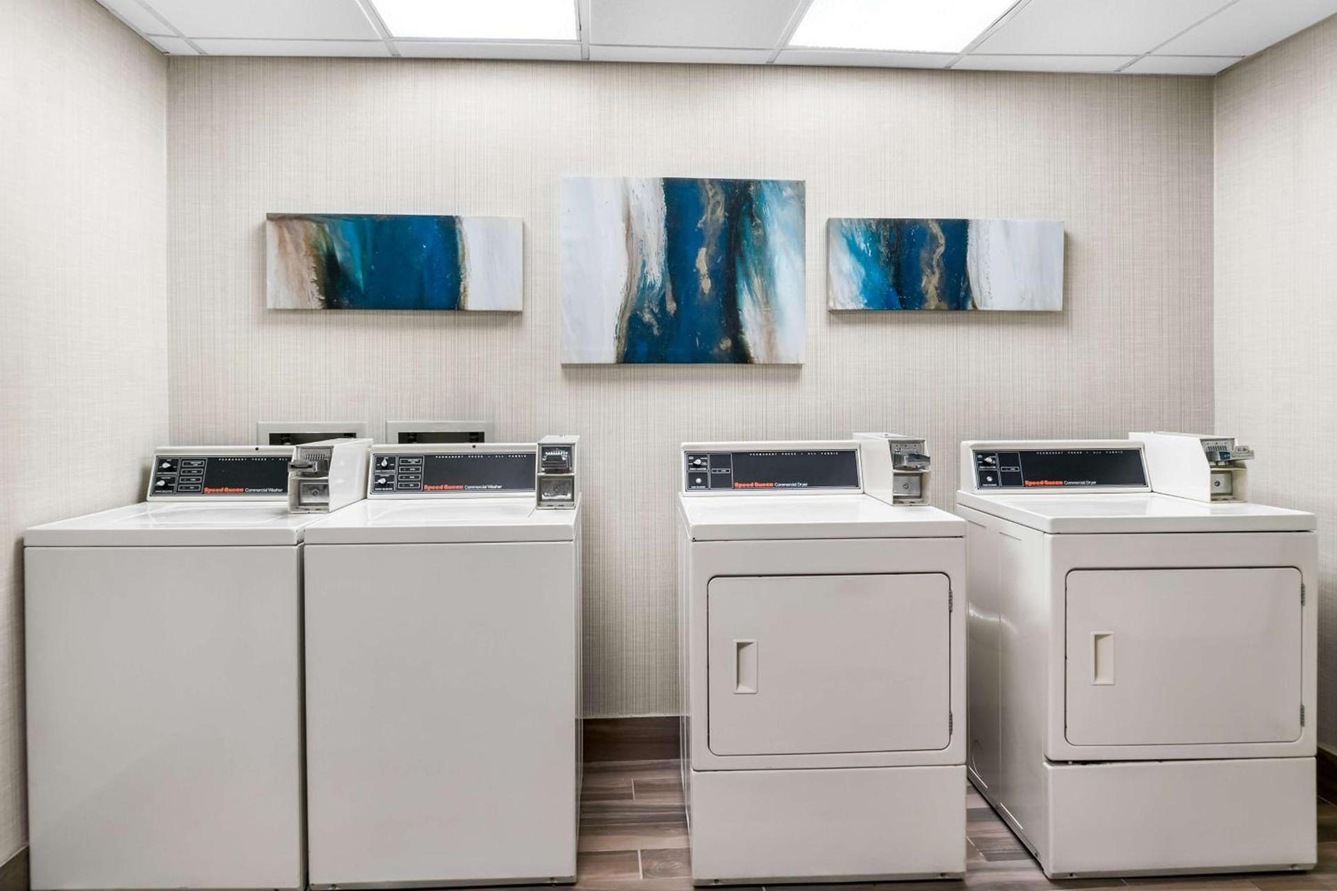 Best Western Okemos/East Lansing Hotel & Suites photo 44