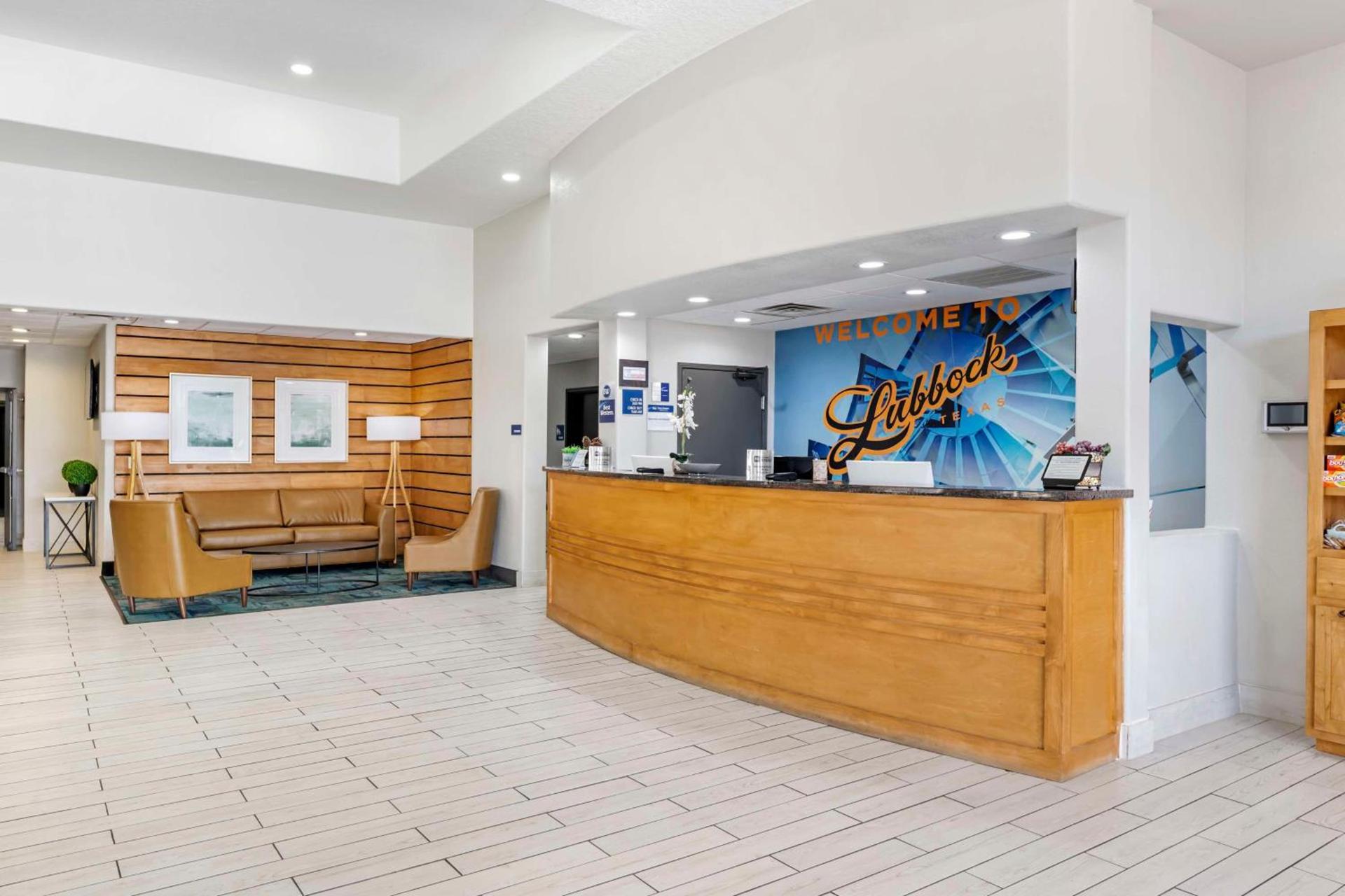Best Western Lubbock West Inn & Suites photo 2