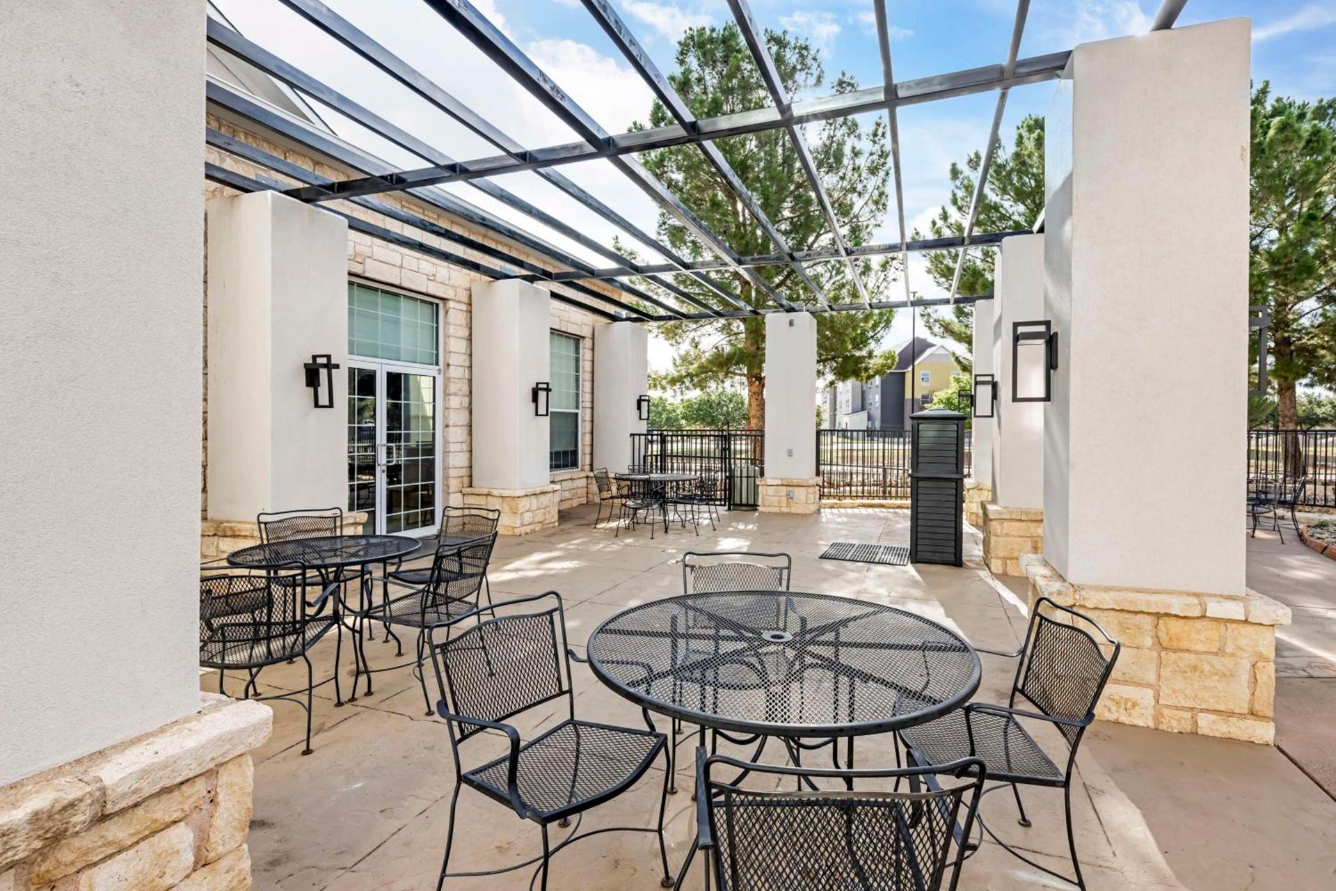 Best Western Lubbock West Inn & Suites photo 4