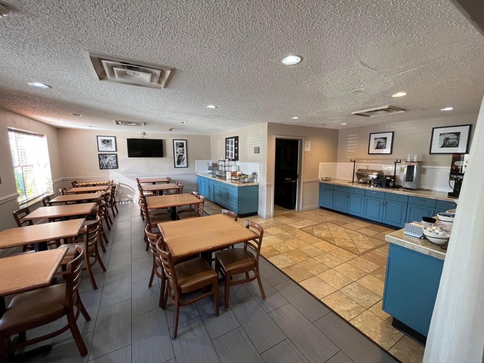 Country Inn & Suites by Radisson, Jacksonville - Orange Park photo 27