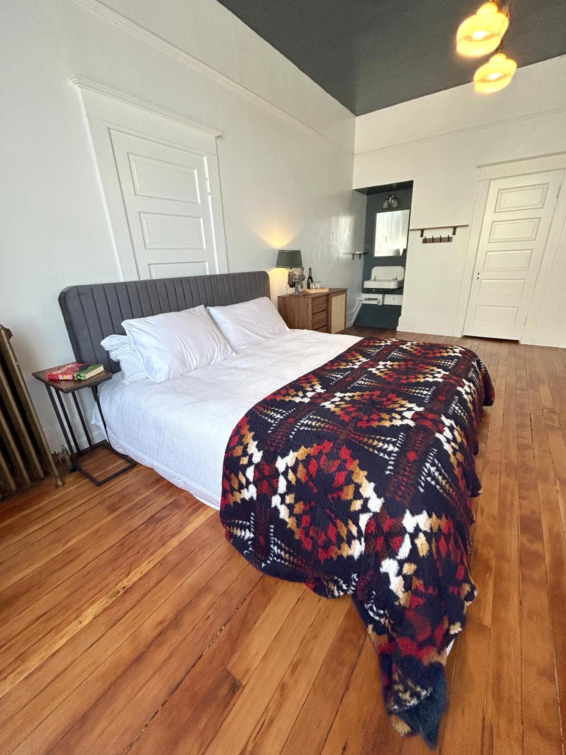 The Columbia Hotel photo 5