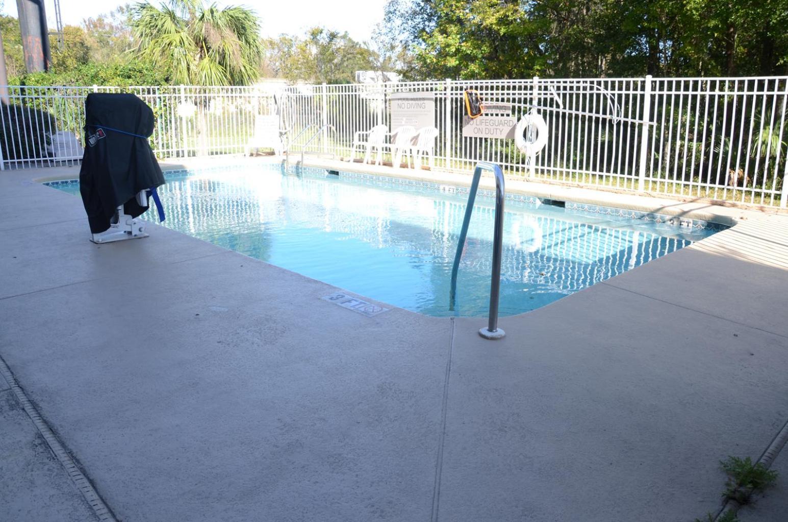 Country Inn & Suites by Radisson, Jacksonville - Orange Park photo 49