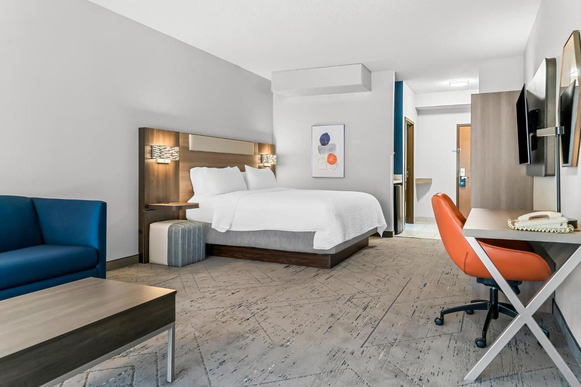 Holiday Inn Express & Suites Detroit - Novi by IHG photo 15