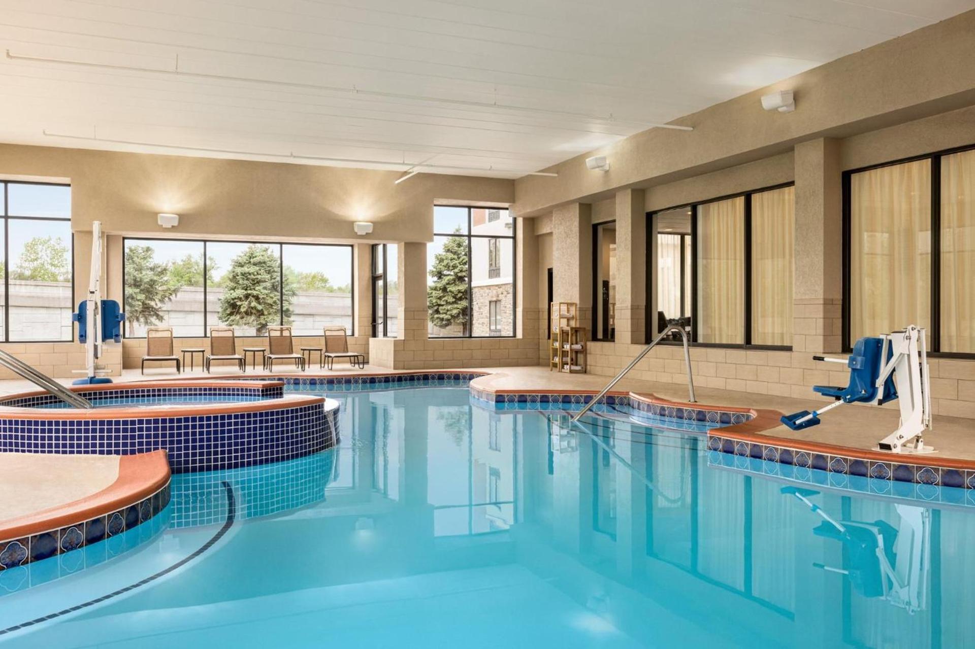 Holiday Inn Express Hotel & Suites Indianapolis W - Airport Area by IHG photo 44