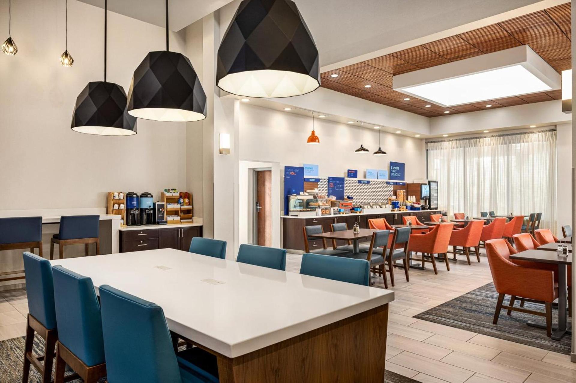 Holiday Inn Express Hotel & Suites Indianapolis W - Airport Area by IHG photo 47