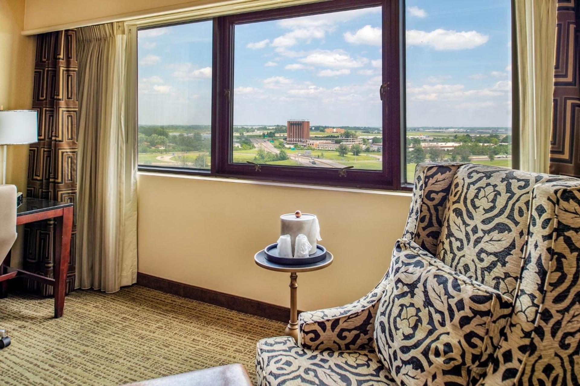 Crowne Plaza Hotel St. Louis Airport by IHG photo 89