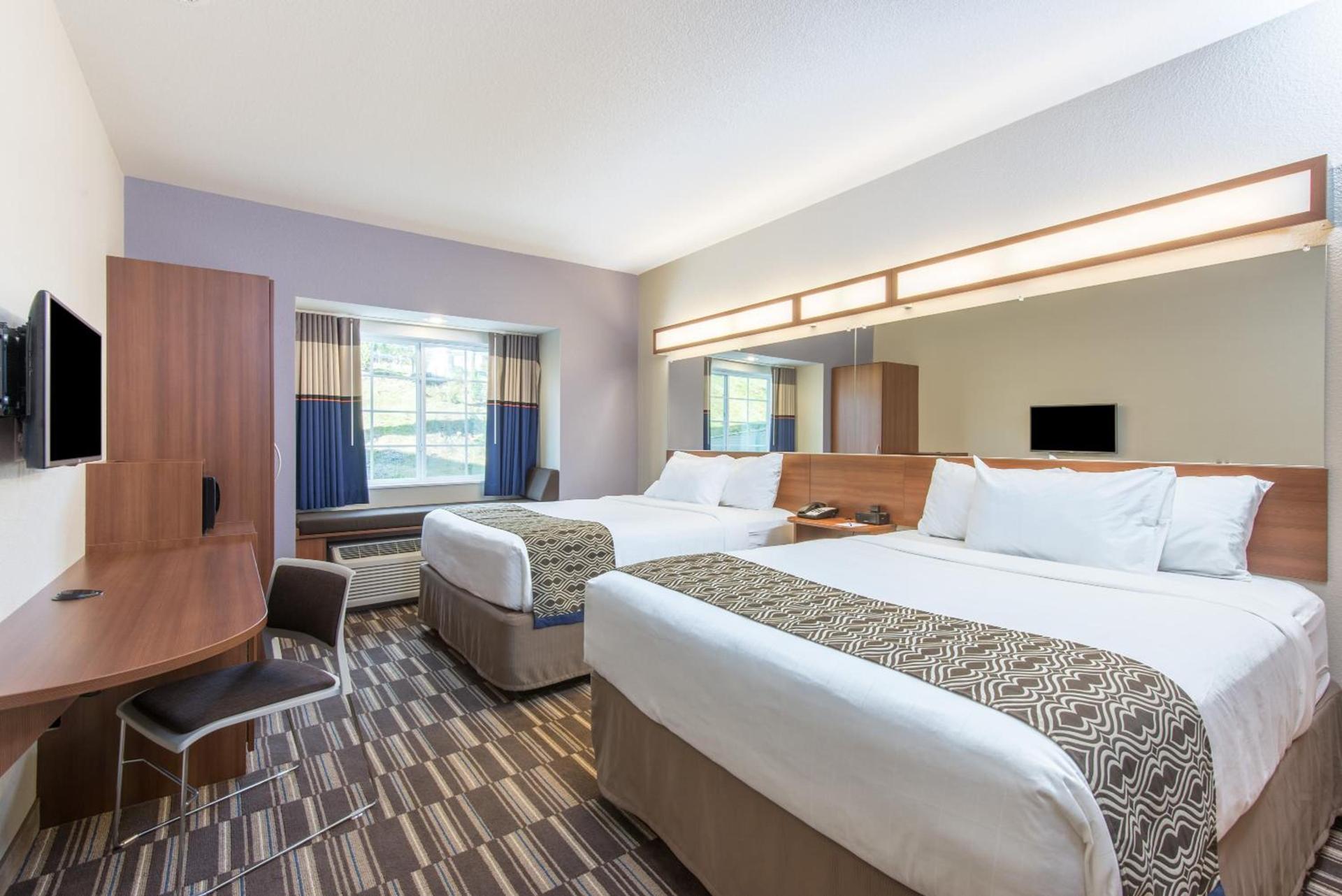 Microtel Inn & Suites by Wyndham Cadiz photo 17