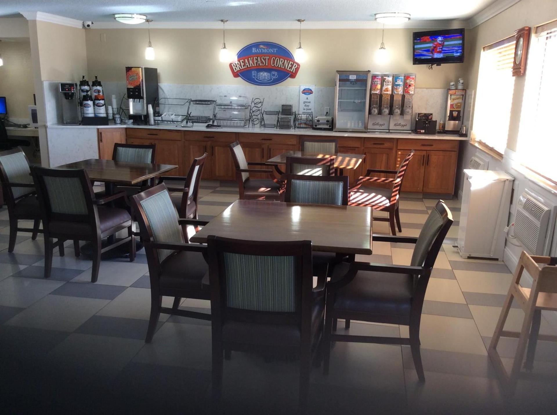 Baymont by Wyndham Ames photo 26