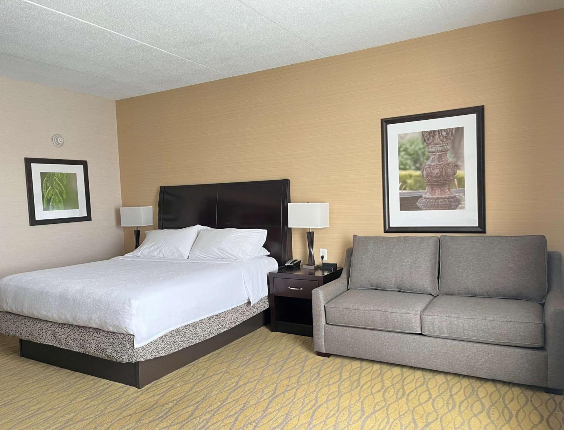 Hilton Garden Inn Indiana at IUP photo 32