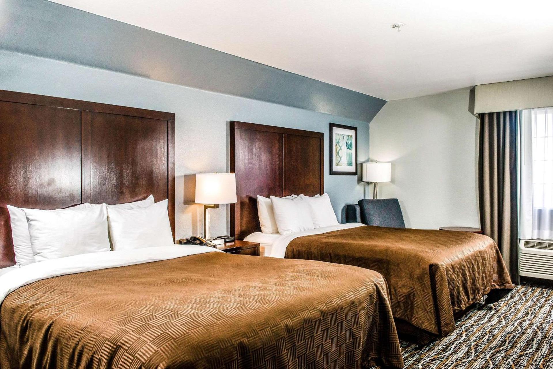 Clarion Hotel By Humboldt Bay photo 14