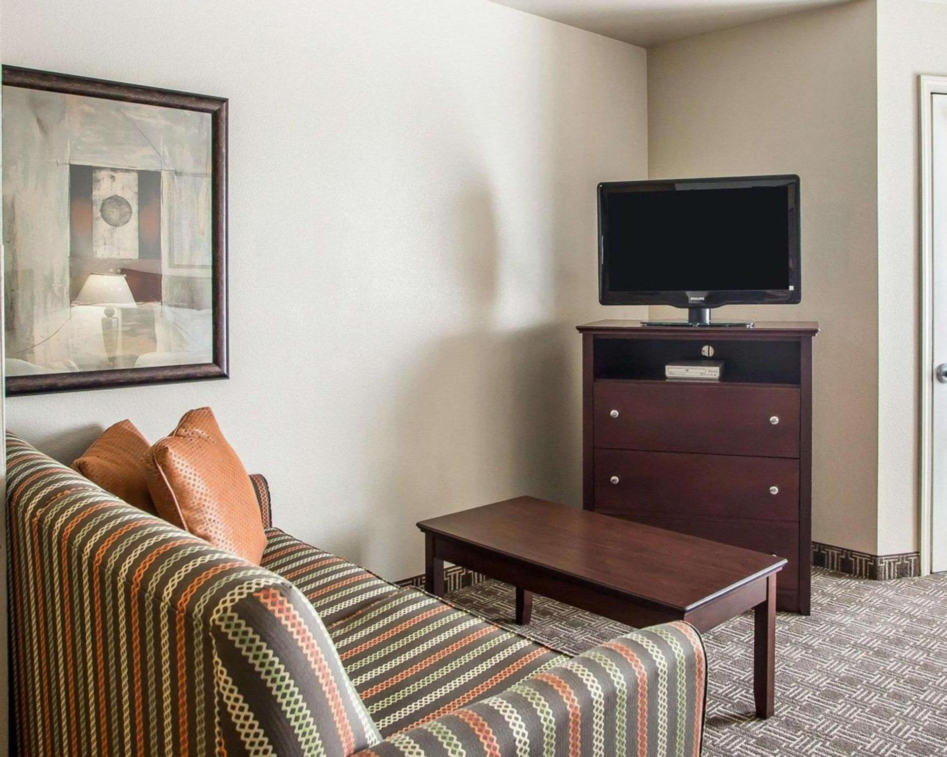 MainStay Suites St Robert - Fort Leonard Wood photo 7