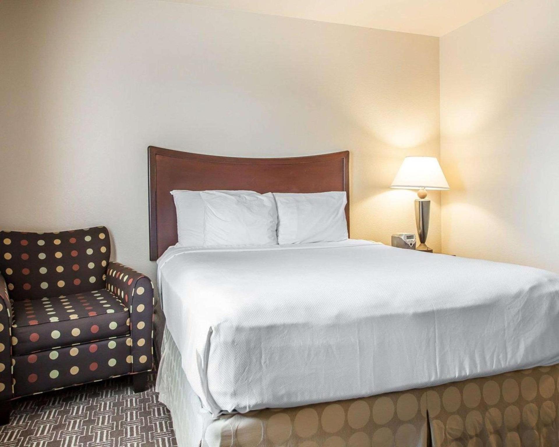 MainStay Suites St Robert - Fort Leonard Wood photo 9