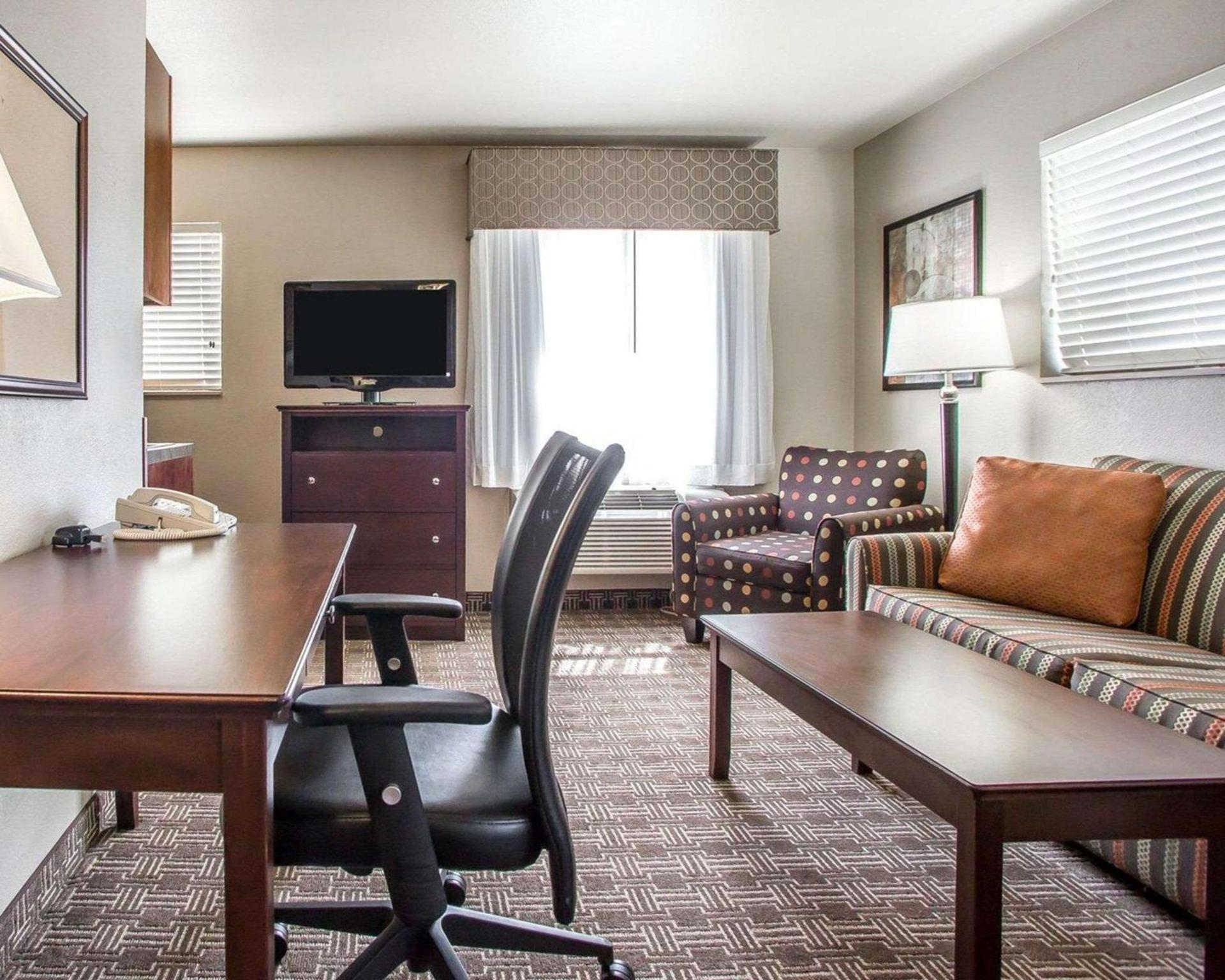 MainStay Suites St Robert - Fort Leonard Wood photo 14