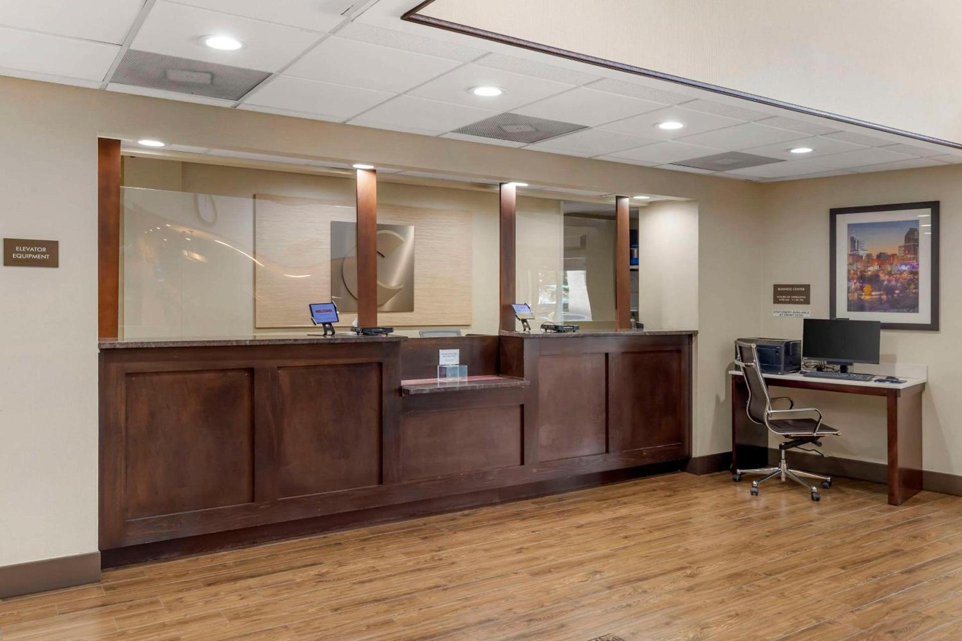 Comfort Suites Raleigh Walnut Creek photo 6