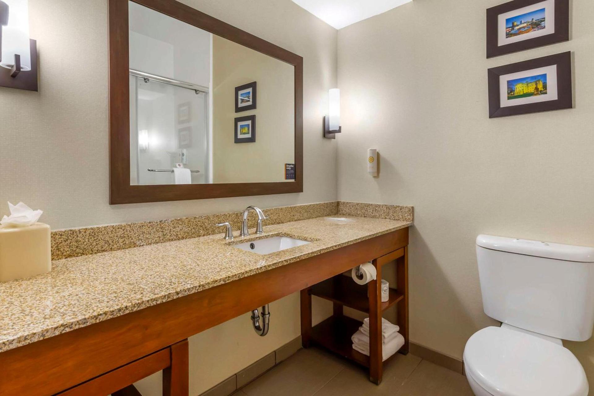 Comfort Suites Raleigh Walnut Creek photo 12