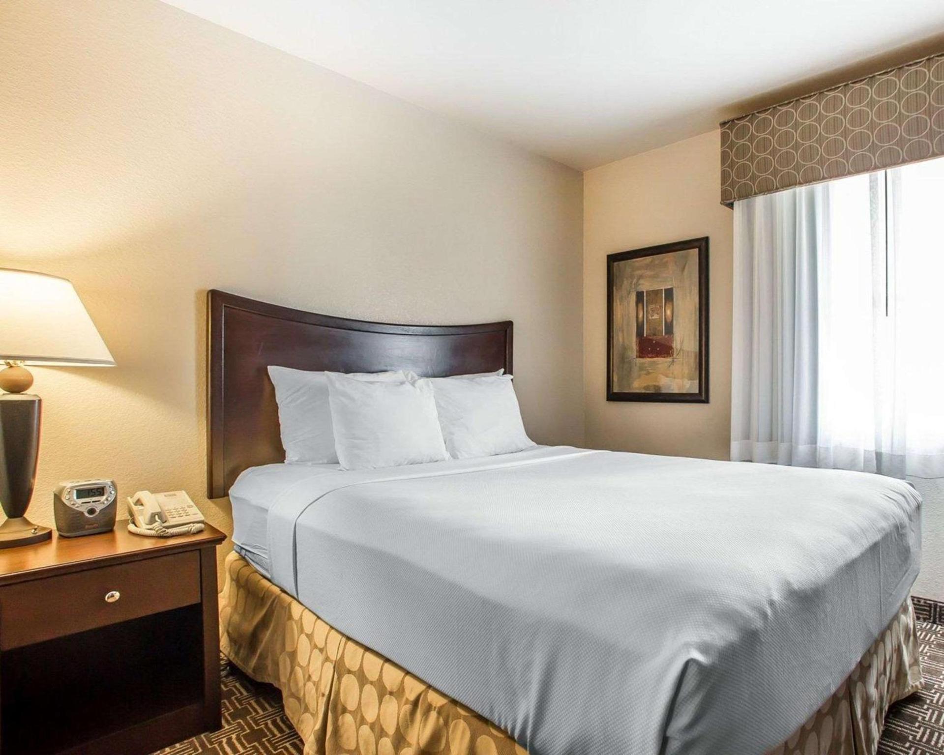 MainStay Suites St Robert - Fort Leonard Wood photo 25