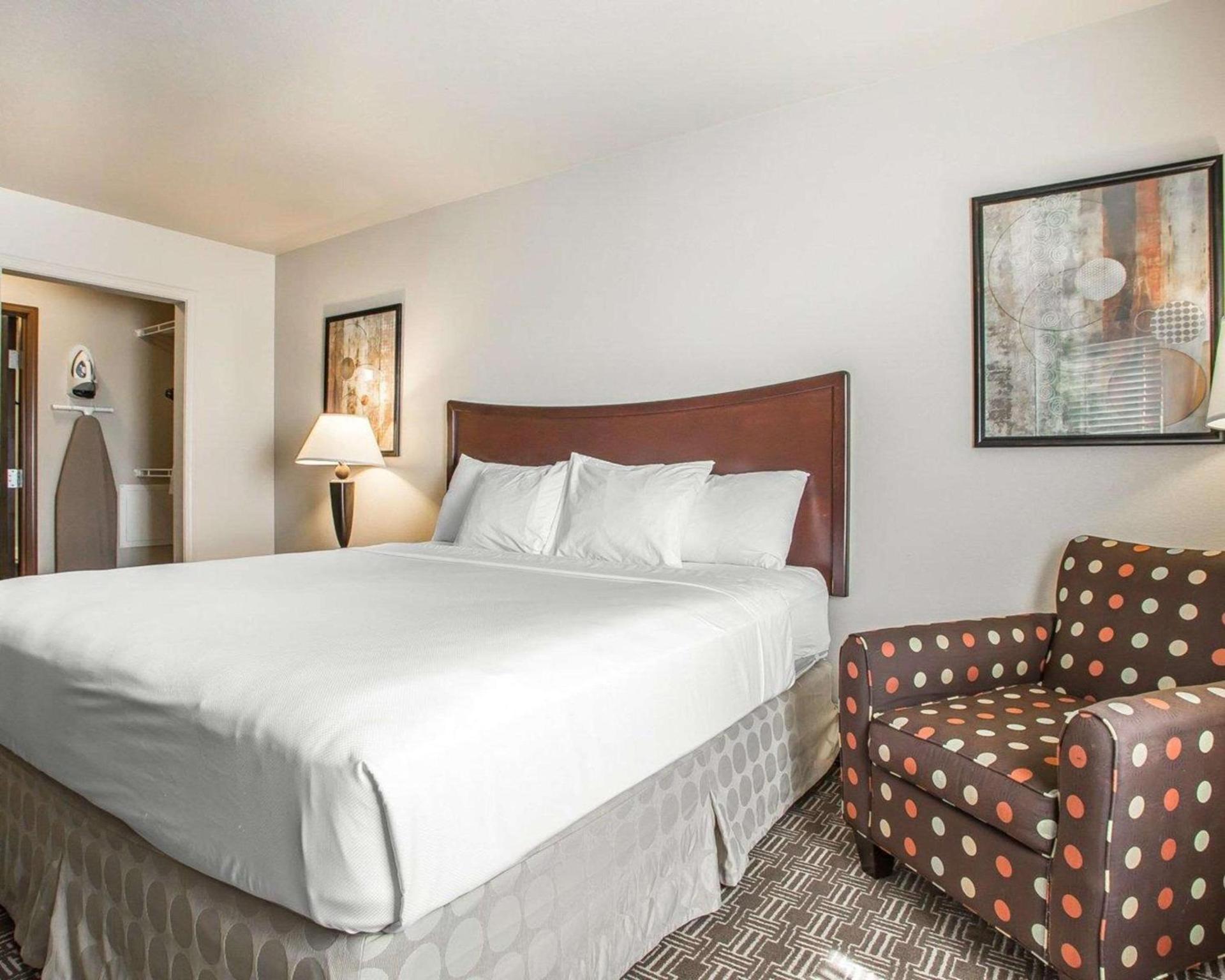 MainStay Suites St Robert - Fort Leonard Wood photo 29