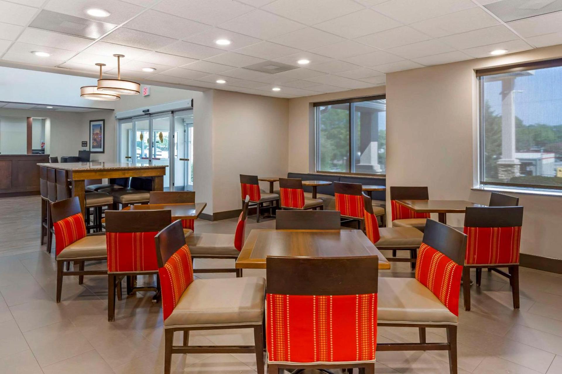 Comfort Suites Raleigh Walnut Creek photo 30