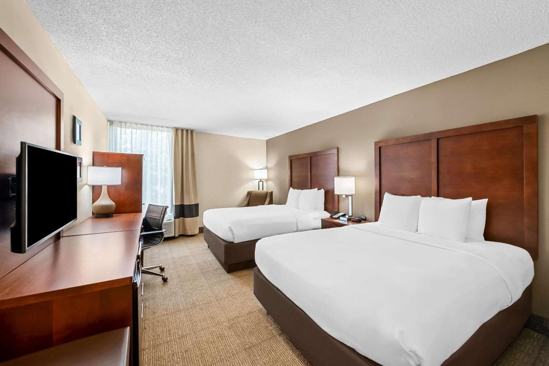 Comfort Inn & Suites Durham near Duke University photo 8