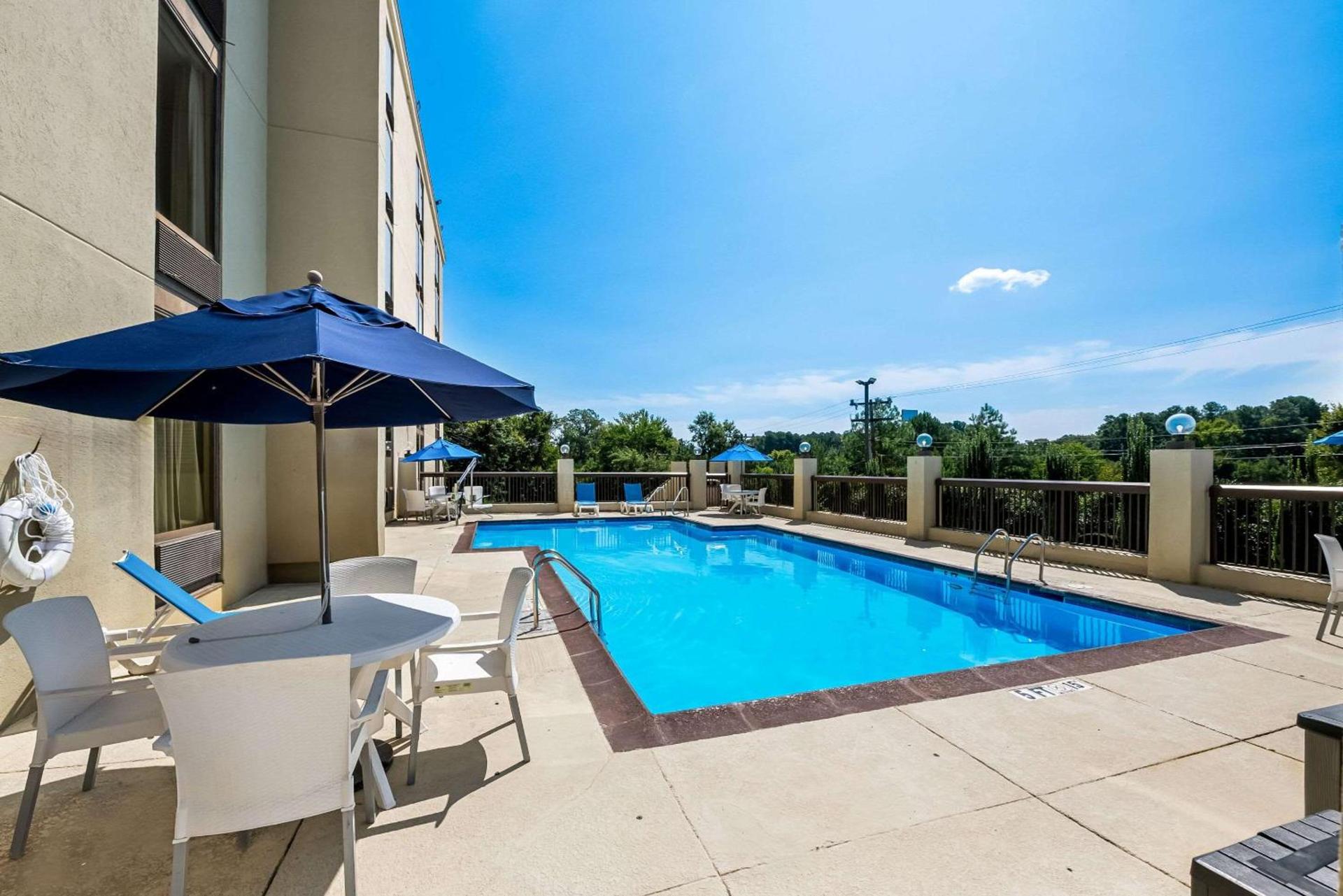 Comfort Inn & Suites Durham near Duke University photo 31