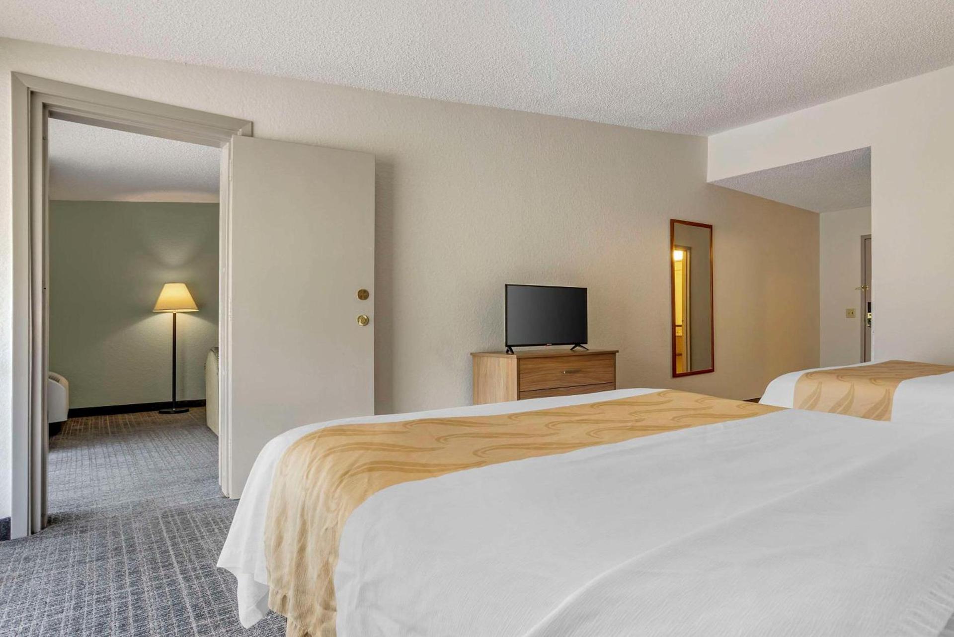 Quality Inn & Suites NRG Park - Medical Center photo 27