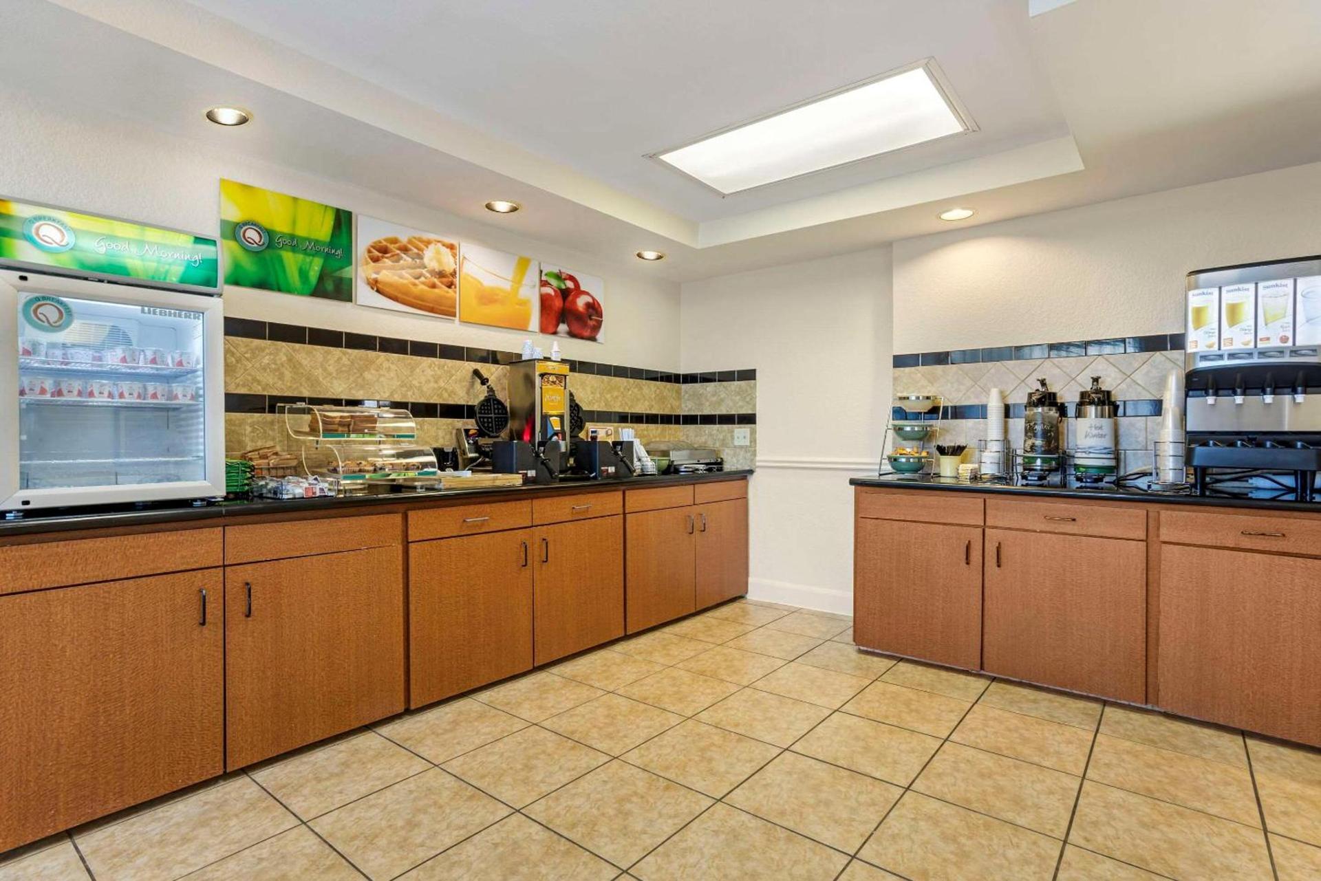 Quality Inn & Suites NRG Park - Medical Center photo 30