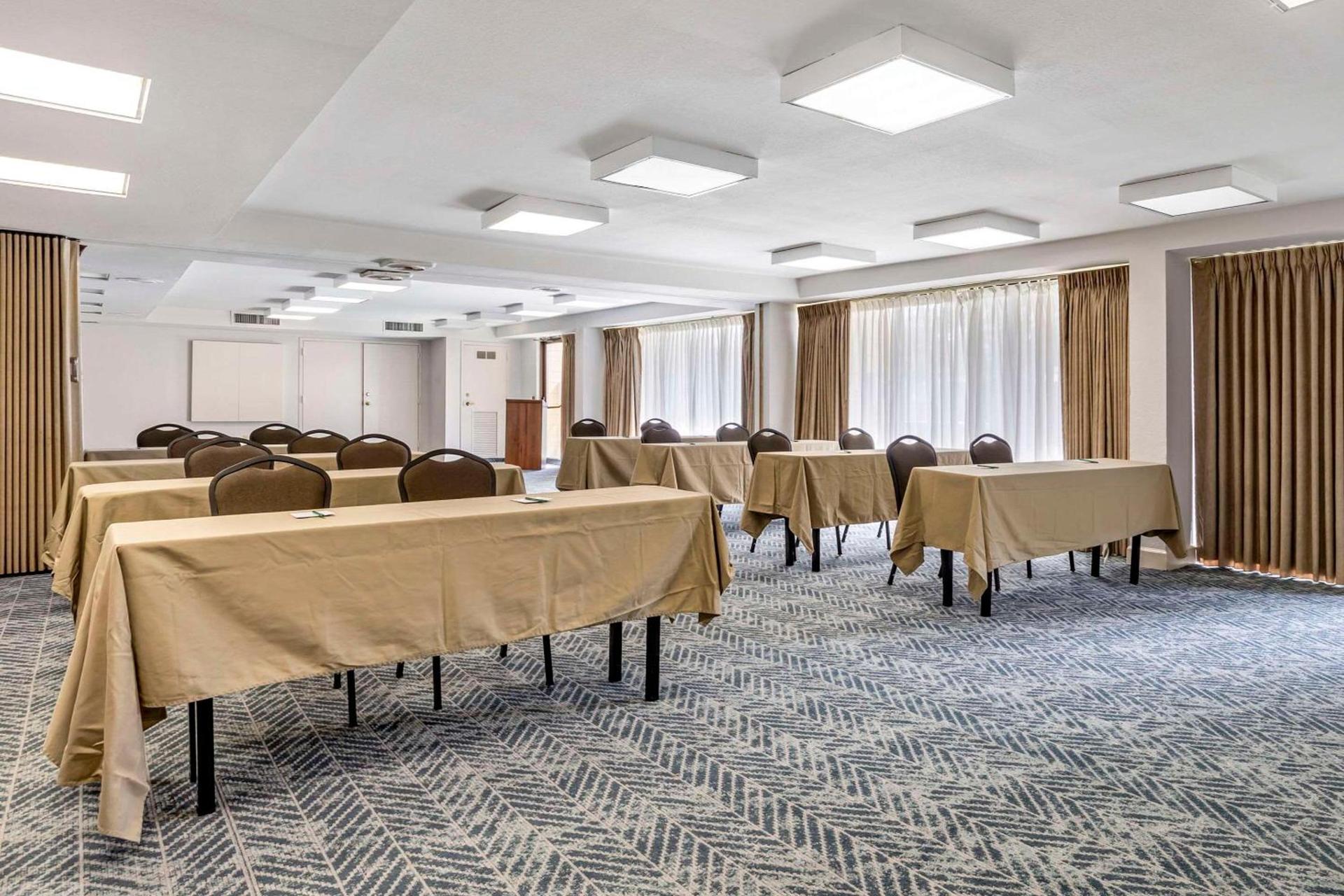 Quality Inn & Suites NRG Park - Medical Center photo 28