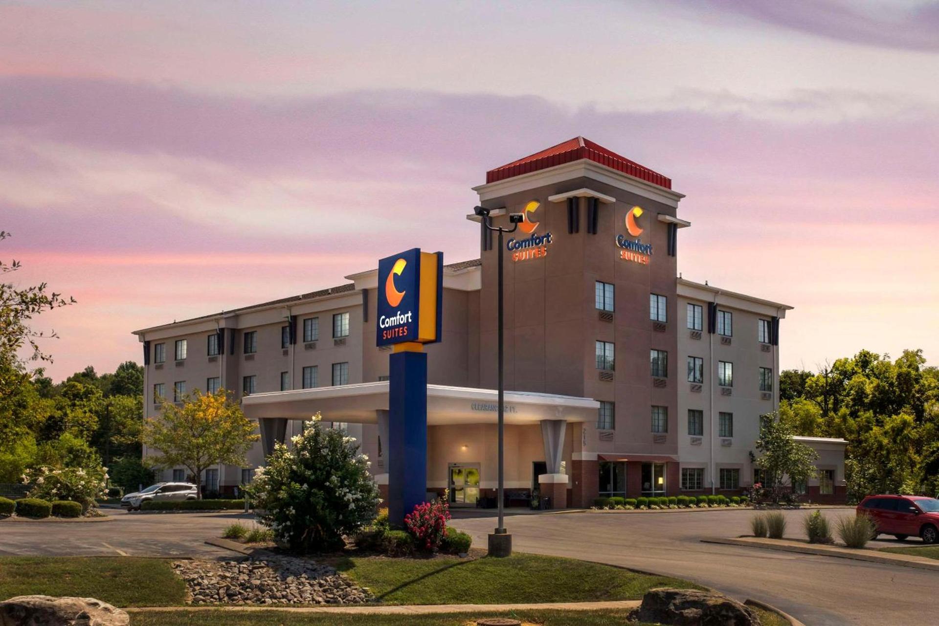 Comfort Suites Elizabethtown photo 3