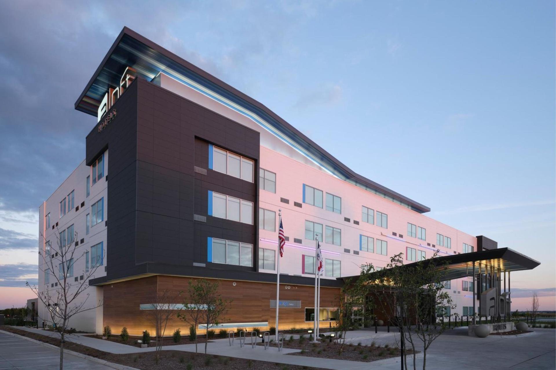 Aloft by Marriott Waukee photo 2
