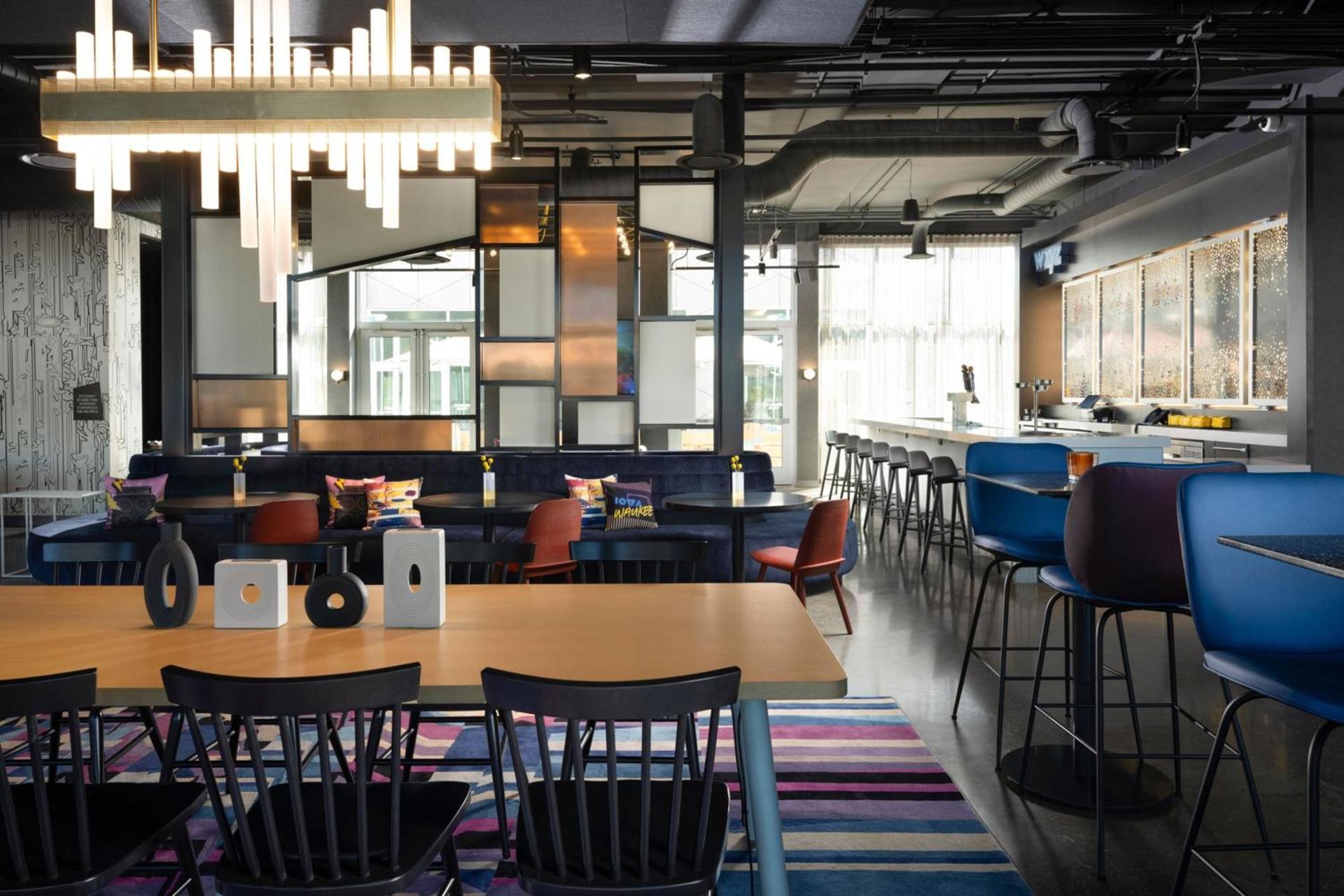 Aloft by Marriott Waukee photo 17