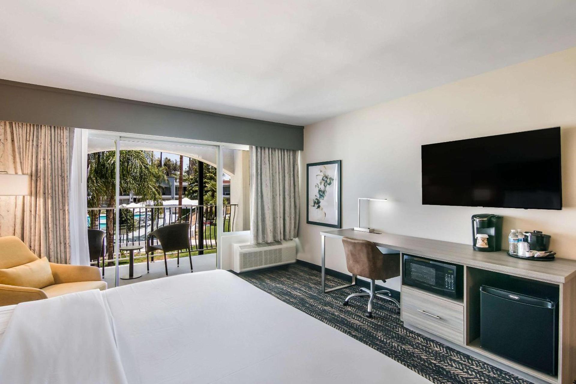 Hourglass Hotel, Trademark Collection by Wyndham photo 8