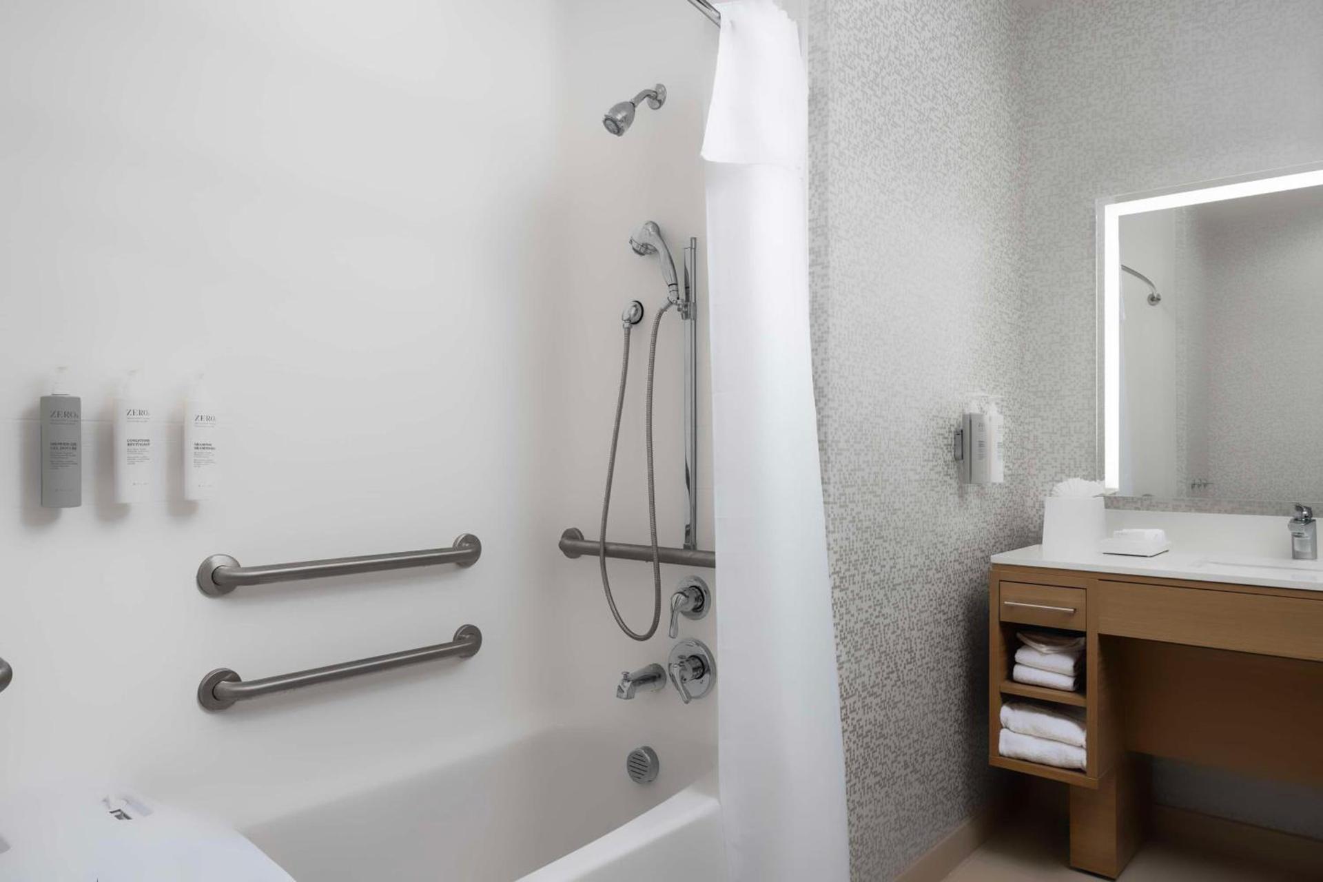 Home2 Suites By Hilton Marina photo 11