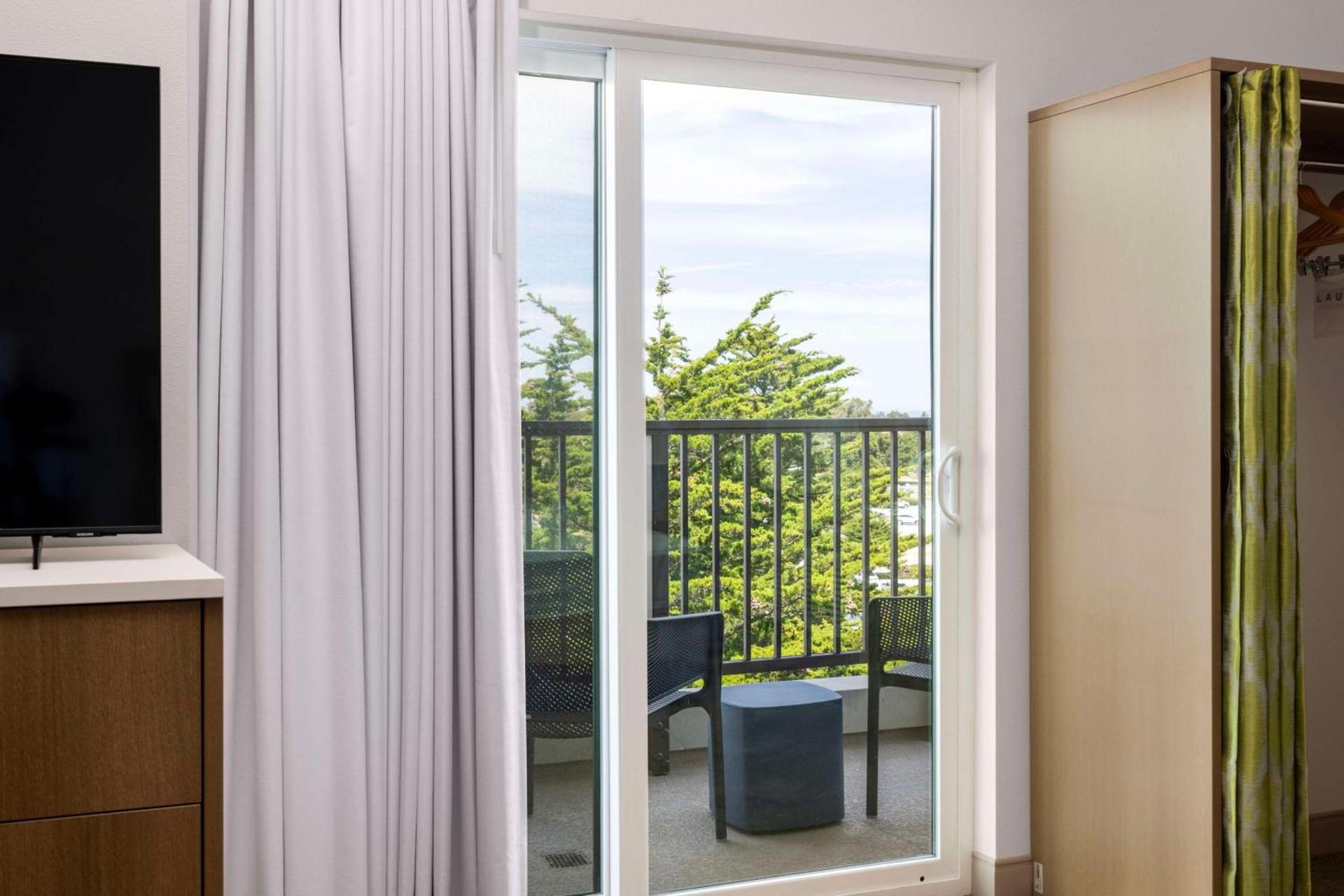 Home2 Suites By Hilton Marina photo 12