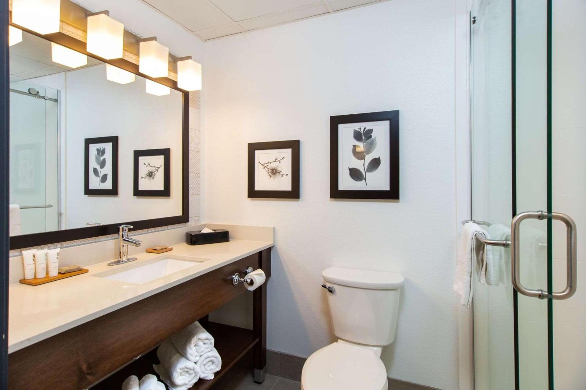 Country Inn & Suites by Radisson, Rapid City, SD photo 10