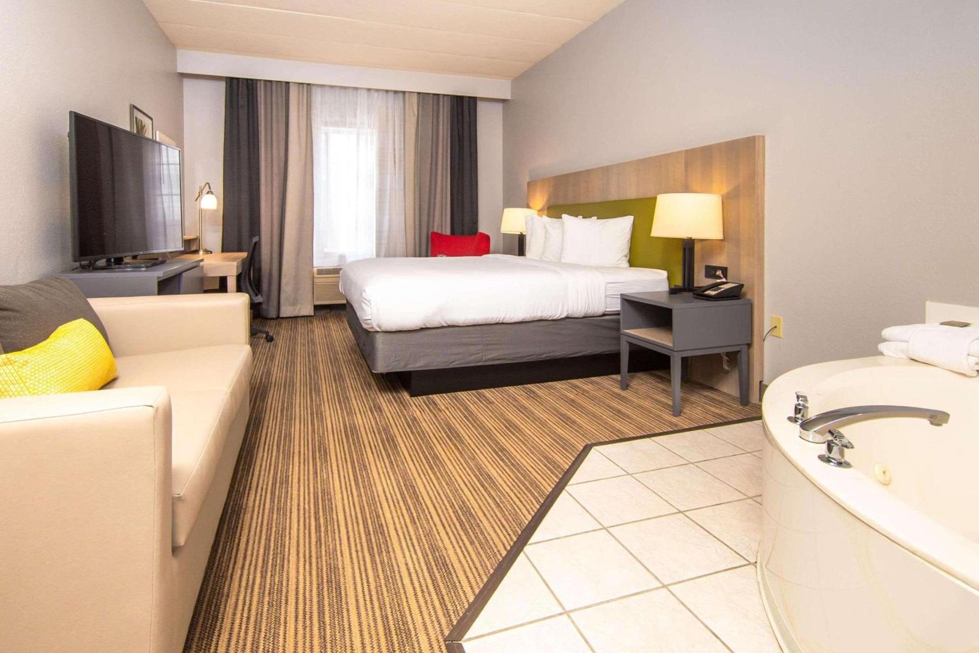 Country Inn & Suites by Radisson, Rapid City, SD photo 14