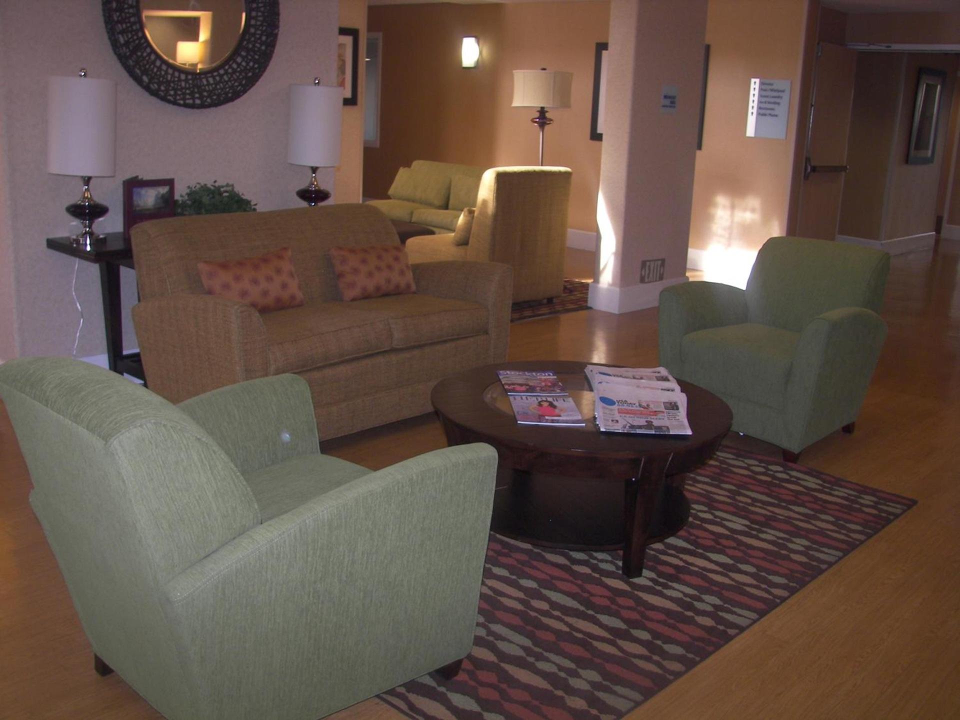 Holiday Inn Express Stockton Southeast by IHG photo 4