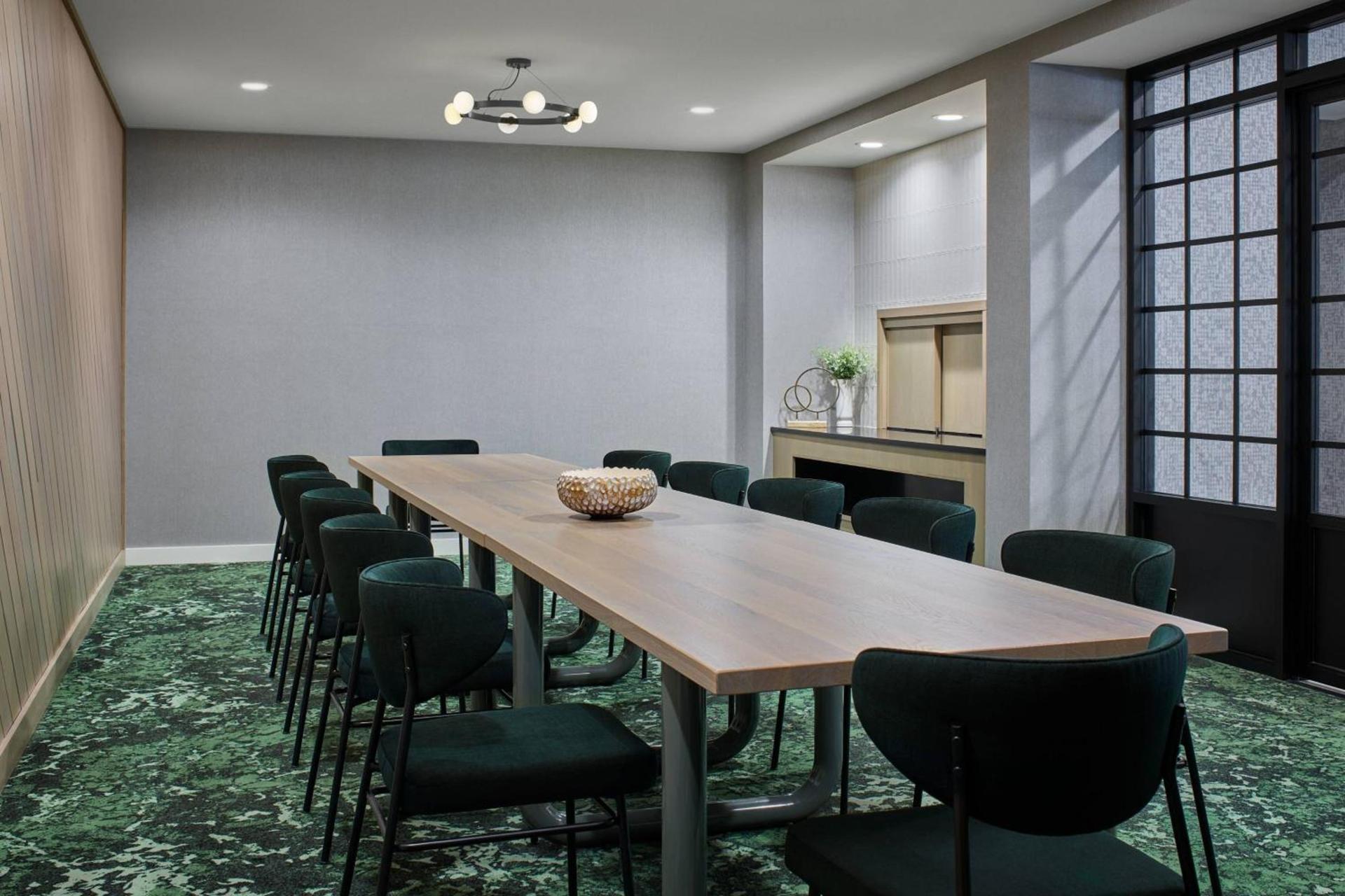 Delta Hotels by Marriott Muskegon Convention Center photo 33