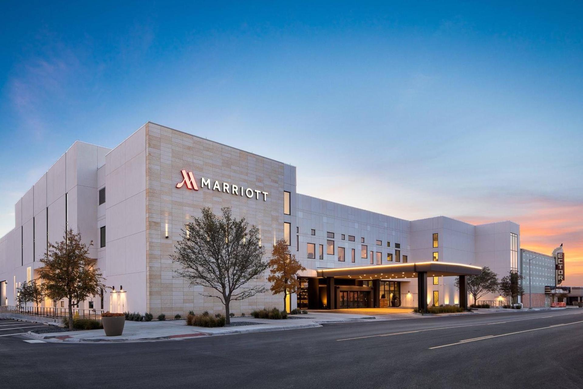 Odessa Marriott Hotel & Conference Center photo 49