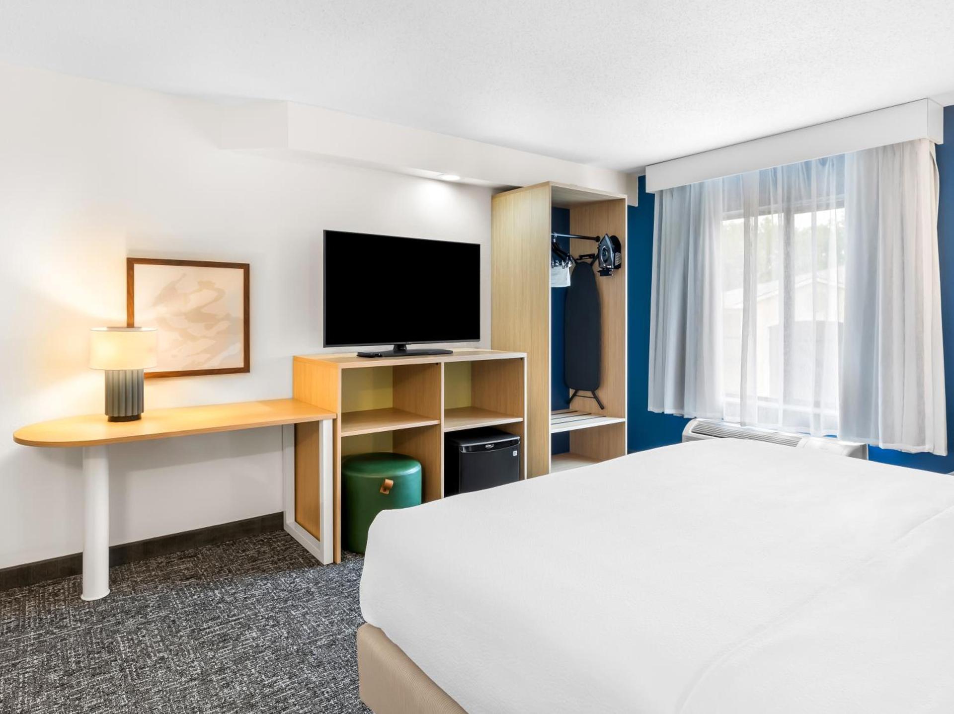 Spark by Hilton Augusta photo 30