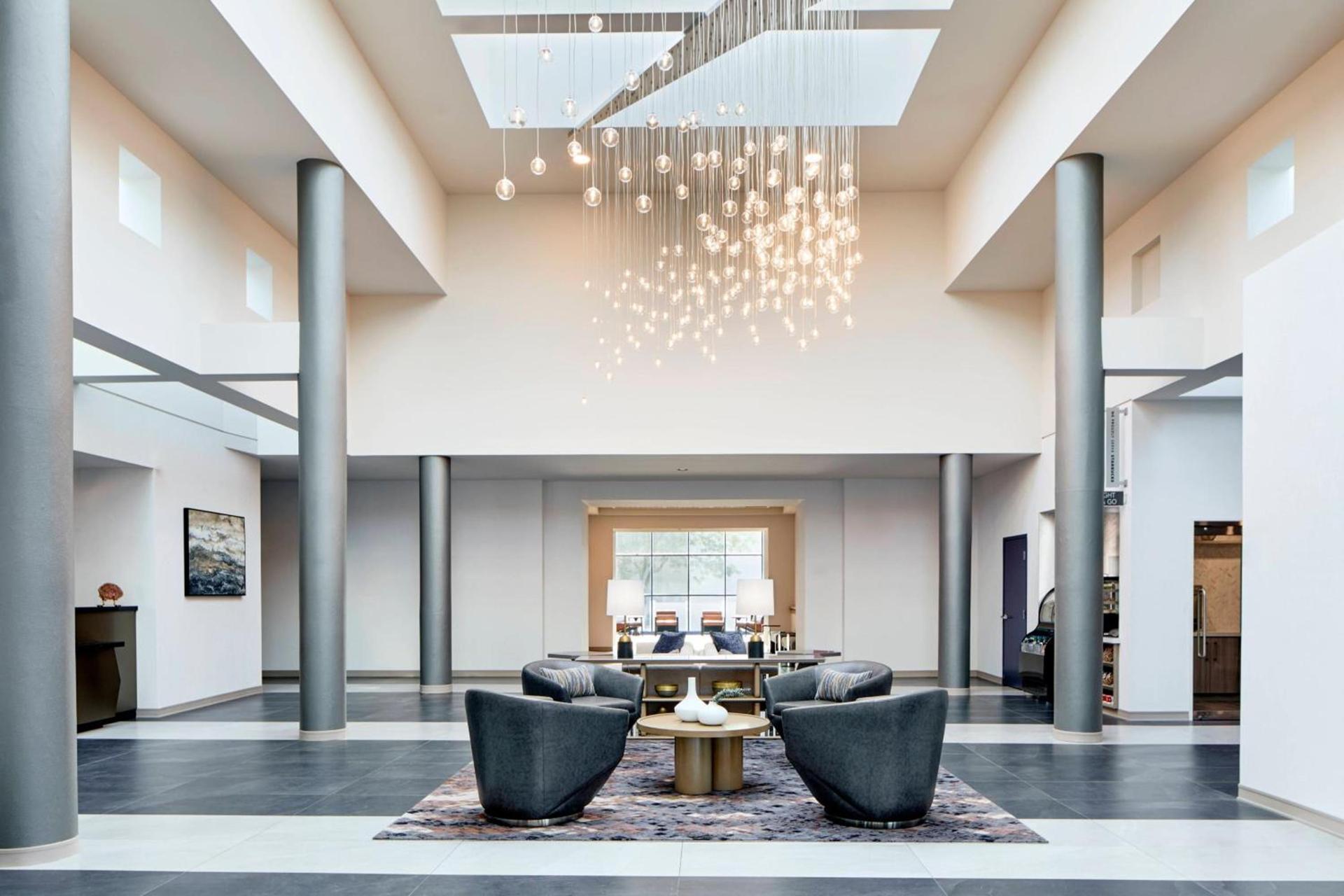 Delta Hotels by Marriott Toledo photo 2