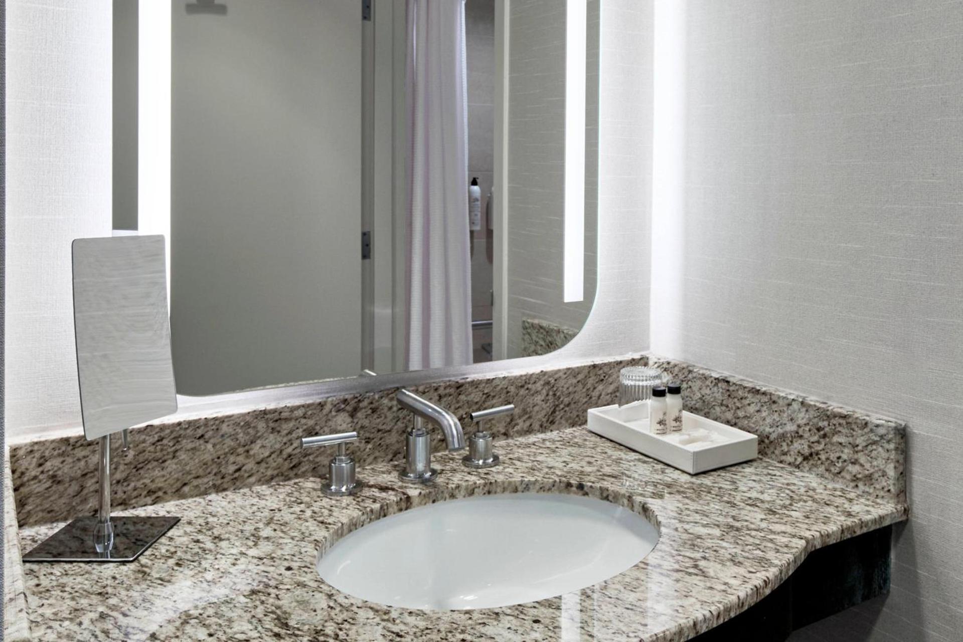 Delta Hotels by Marriott Toledo photo 55