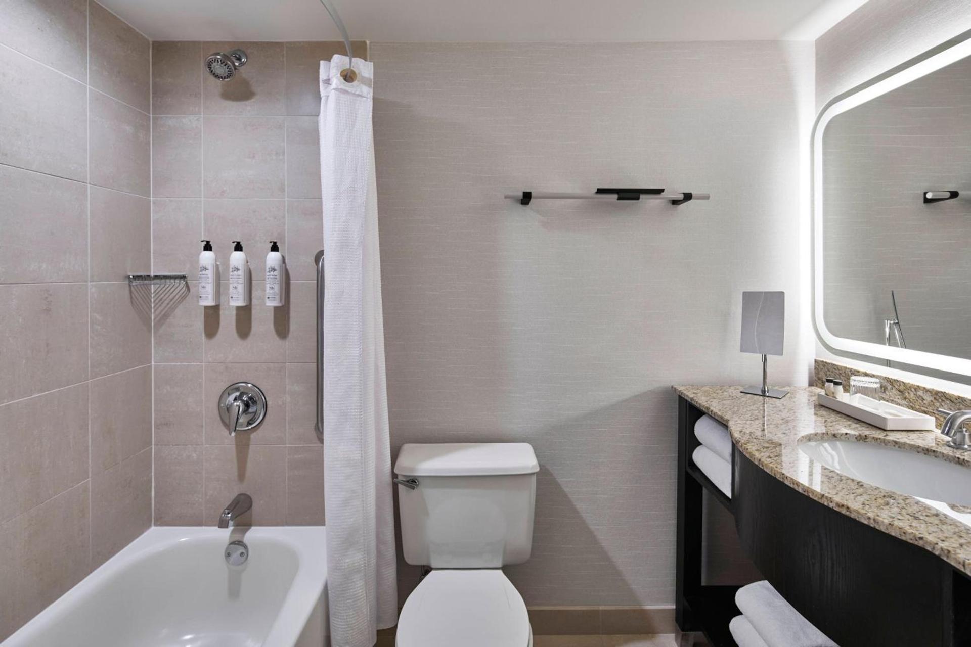 Delta Hotels by Marriott Toledo photo 54