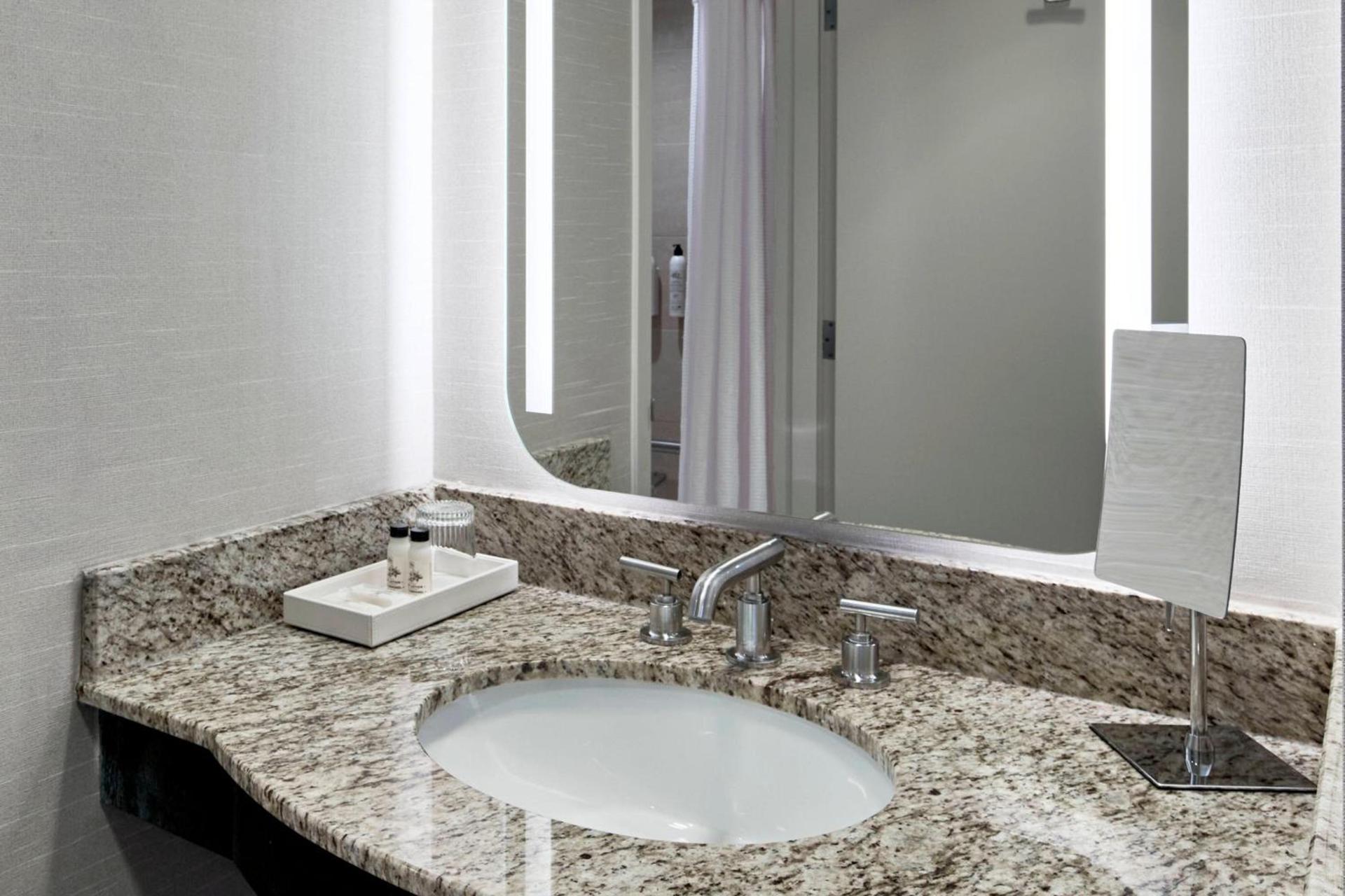 Delta Hotels by Marriott Toledo photo 58