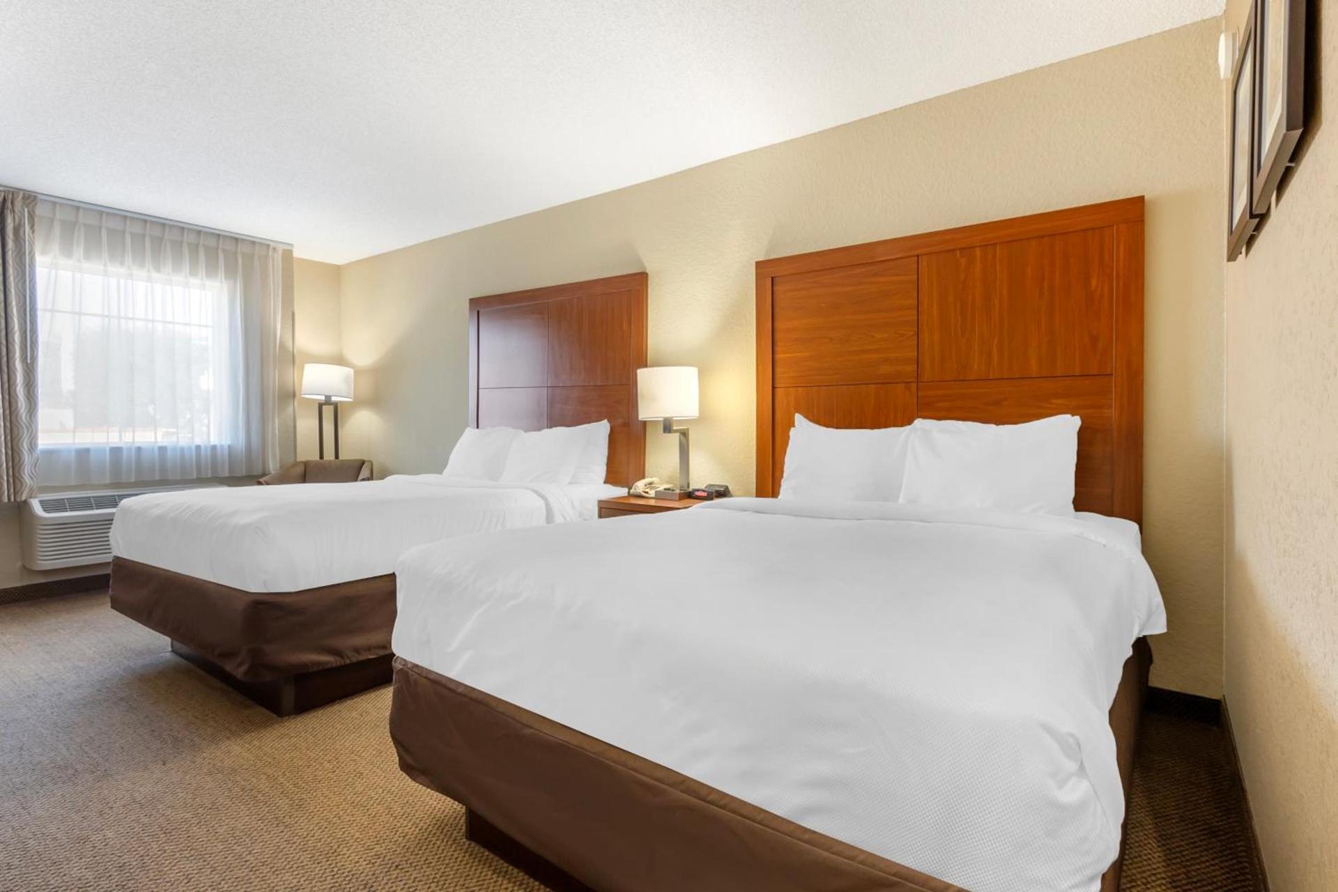 Comfort Inn & Suites Charleston Airport Convention Center photo 35