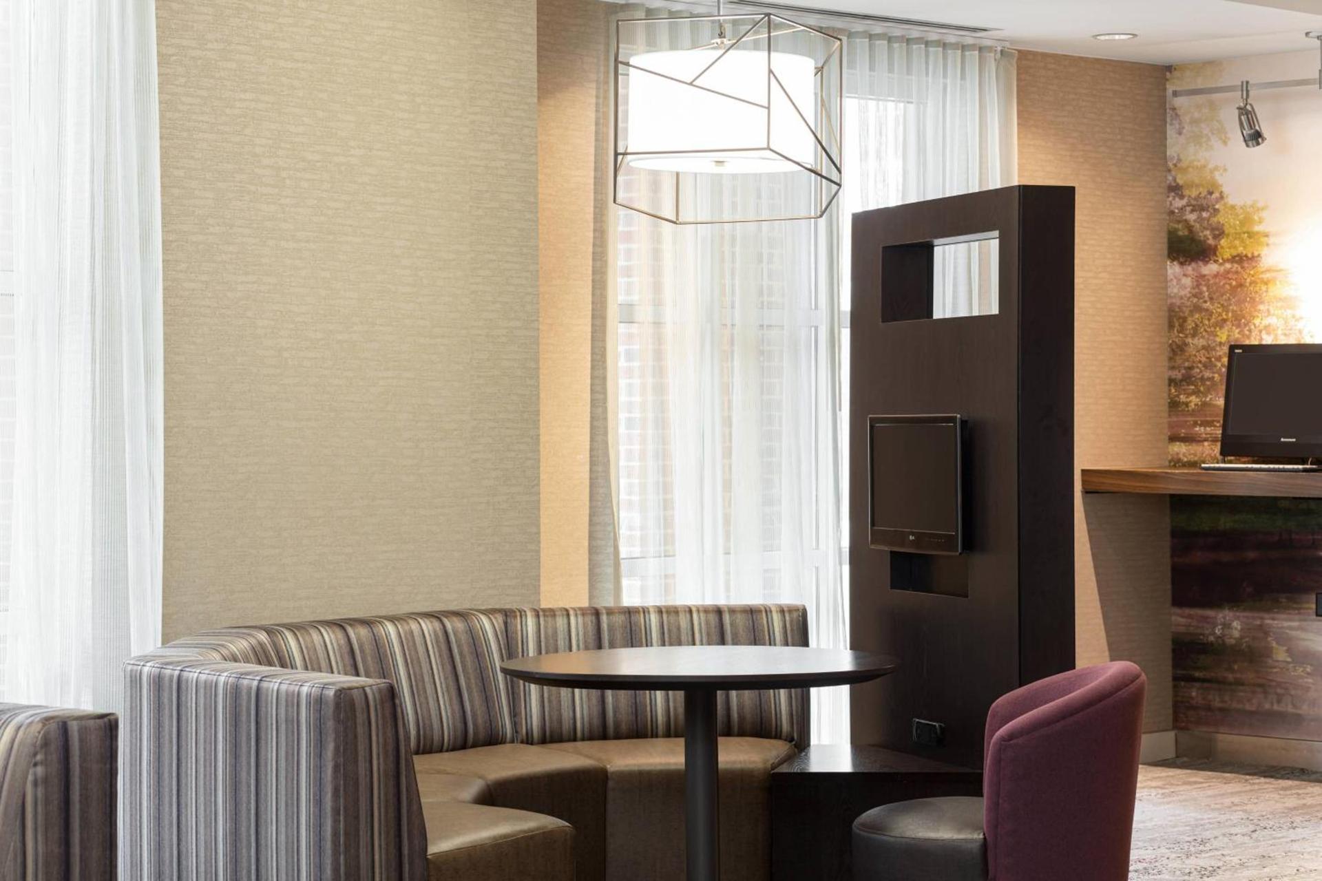 Courtyard by Marriott Charlottesville - University Medical Center photo 19